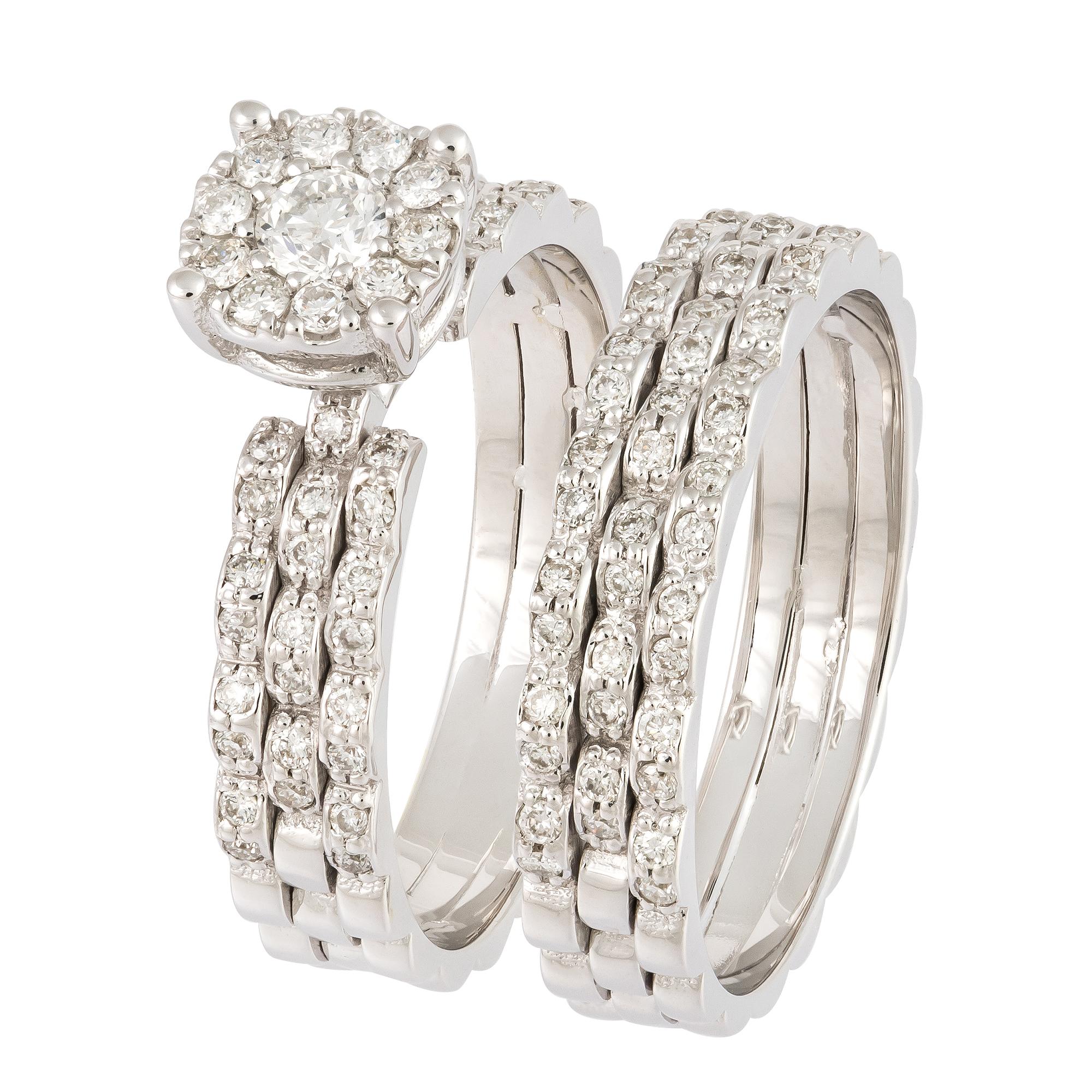 For Sale:  Impressive White 18K Gold White Diamond Ring for Her 3