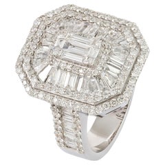 Beeindruckender Ring aus weißem 18 Karat Gold mit weißen Diamanten für ihr