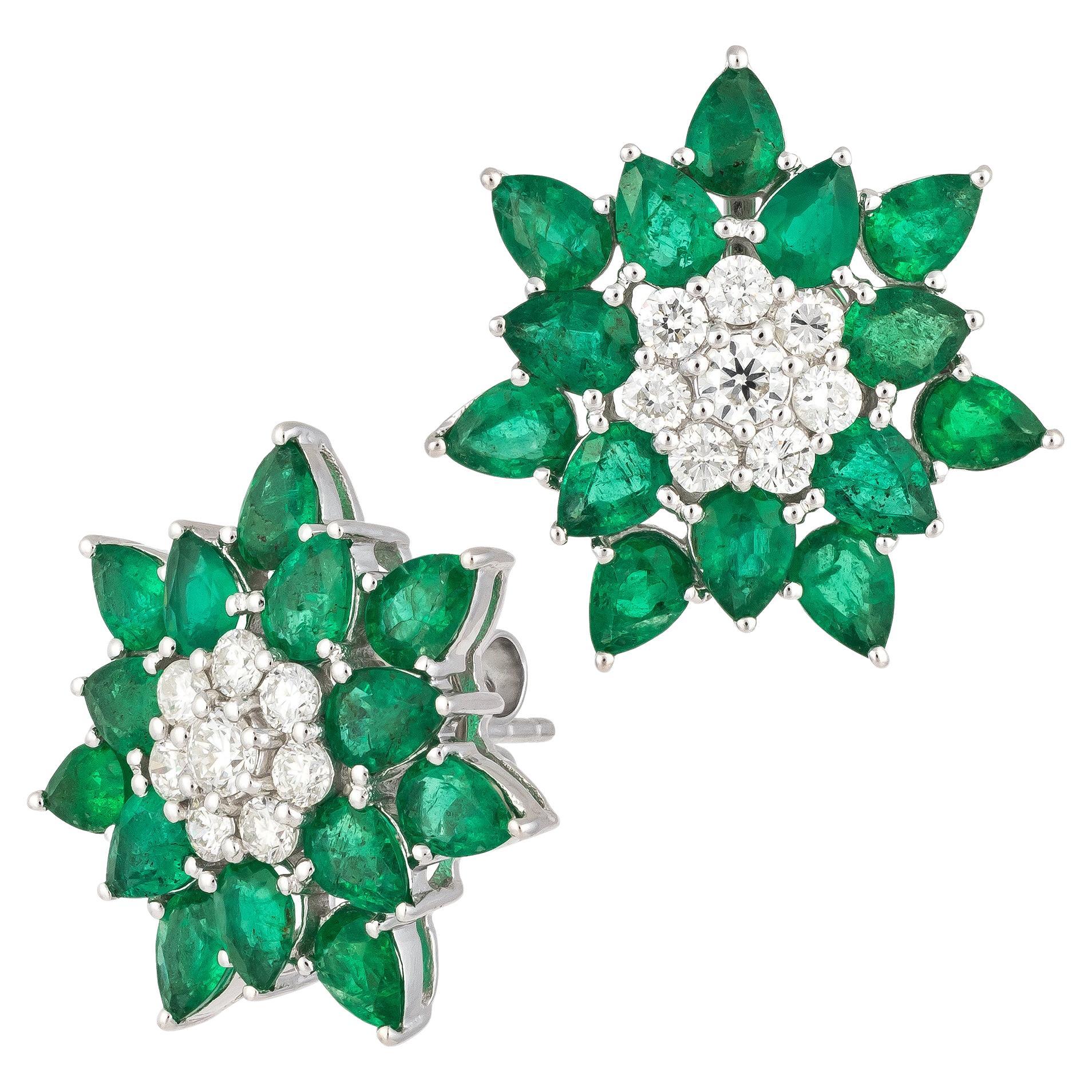 Impressive White Gold 18K Earrings  Emerald Diamond For Her