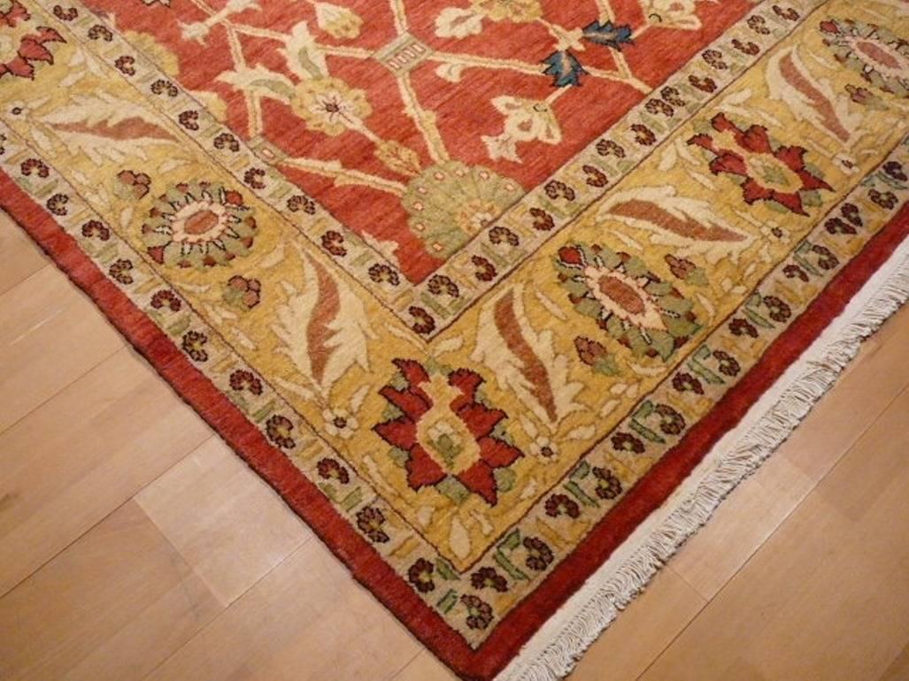 Impressive Ziegler Mahal hand knotted rug For Sale 5