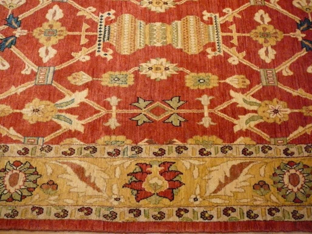 Impressive Ziegler Mahal hand knotted rug For Sale 7