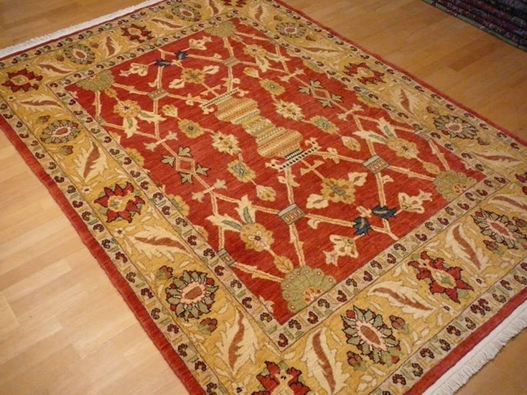 Other Impressive Ziegler Mahal hand knotted rug For Sale