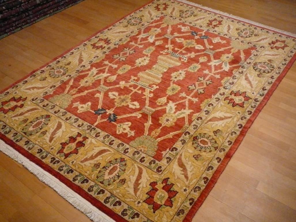 Hand-Knotted Impressive Ziegler Mahal hand knotted rug For Sale