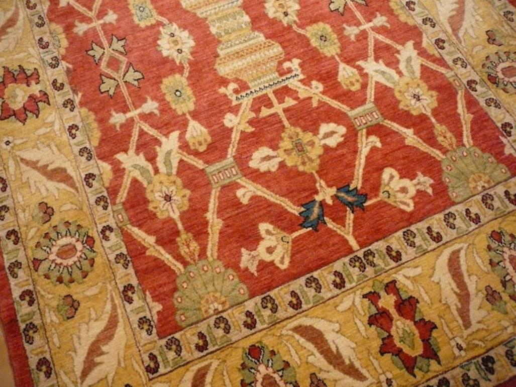 Wool Impressive Ziegler Mahal hand knotted rug For Sale