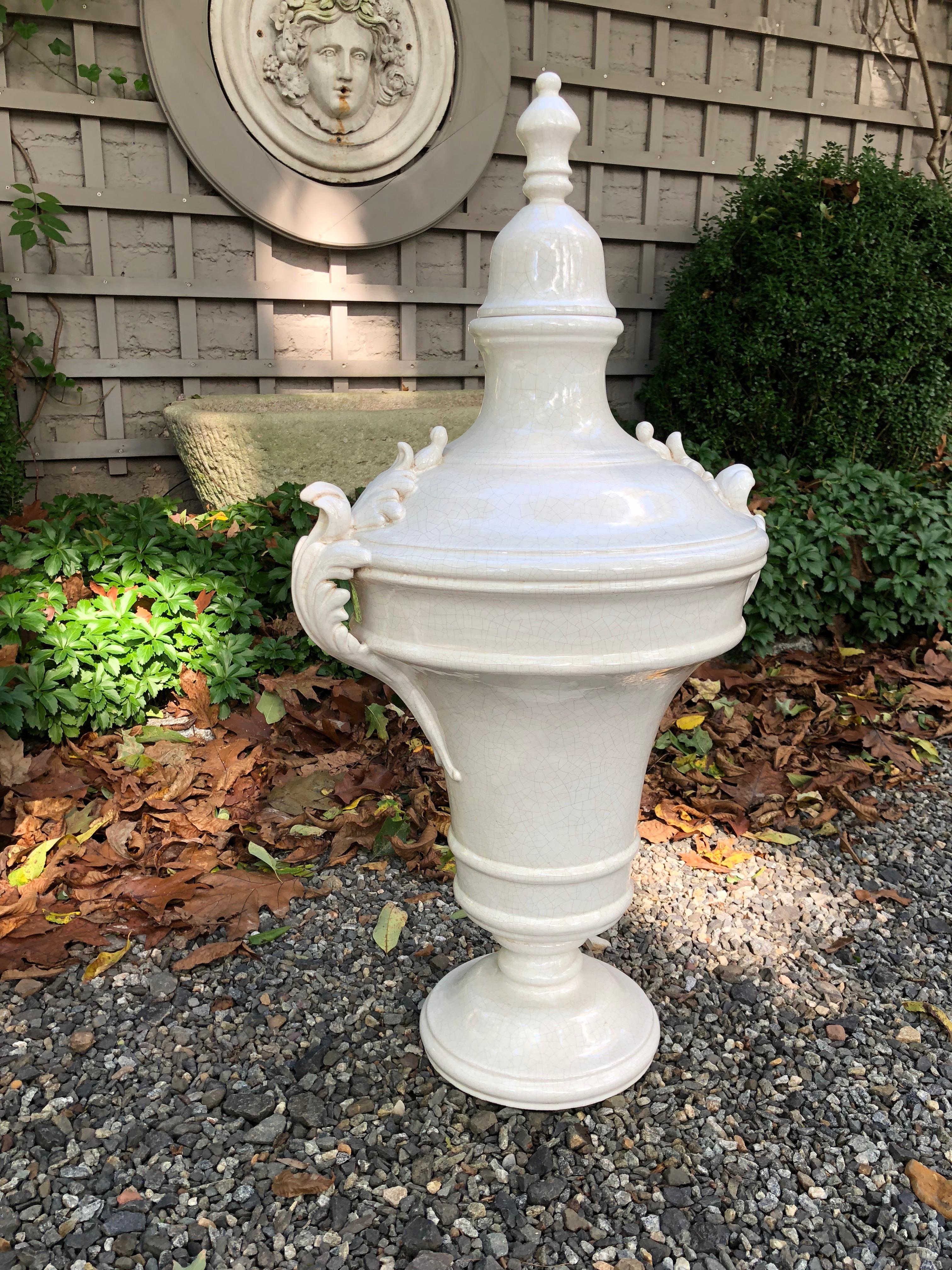 Impressively Large Neoclassical White Ceramic Lidded Urns In Excellent Condition In Hopewell, NJ