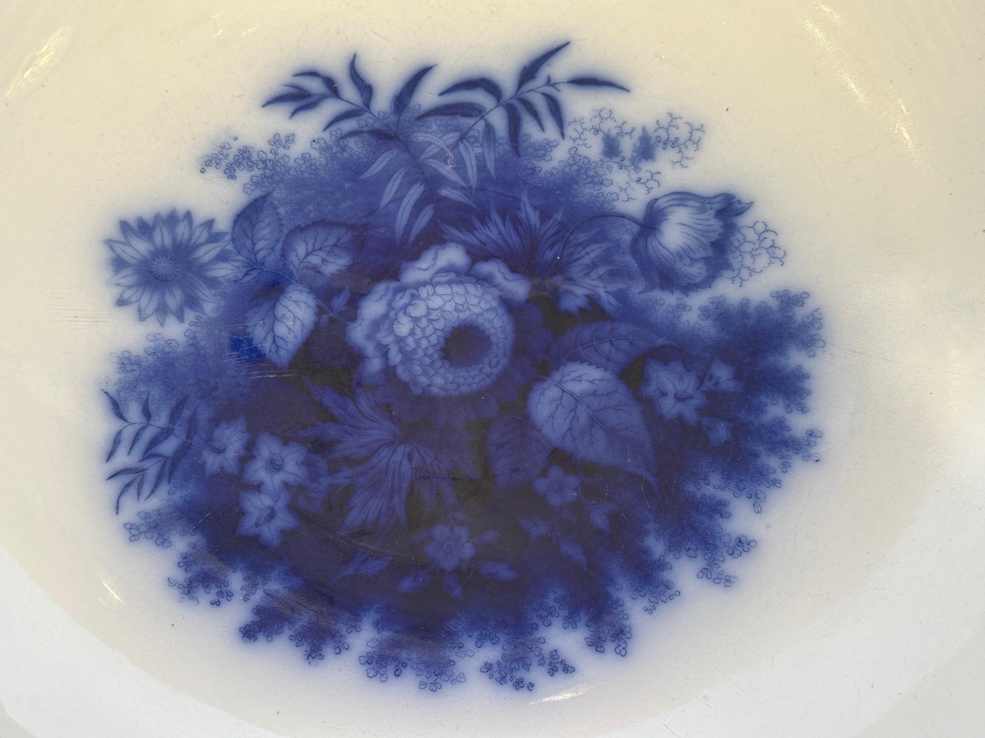Centrotavola con ciotola in porcellana di Villeroy & Boch di dimensioni impressionanti in vendita 1
