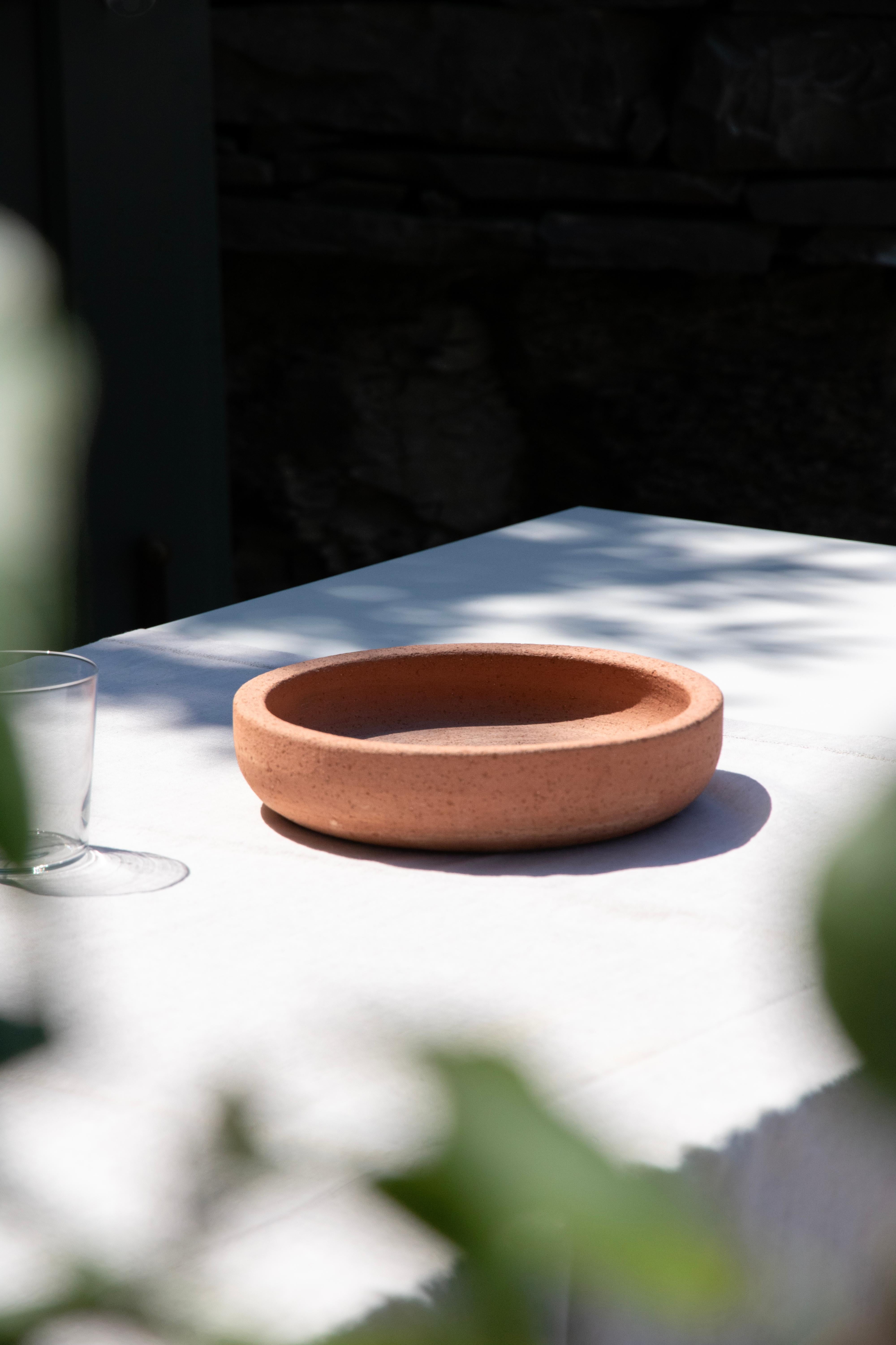 Ciotola Diogenèa di Impruneta Clay di Studio A In condizioni Nuovo in vendita a Geneve, CH