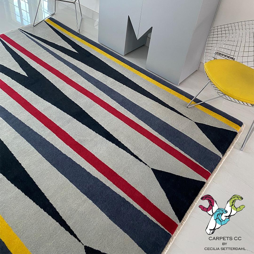  Rug - Modern Geometric Grey Black Wool w/ Red Yellow Patterns Wool Carpet In Excellent Condition In Dubai, Dubai