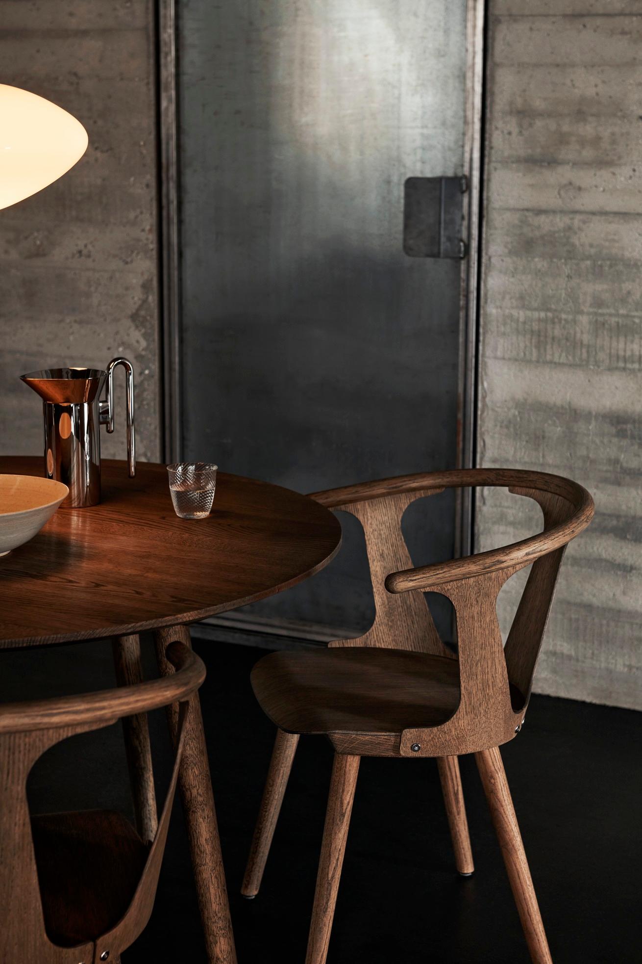 In Between SK4 Table in Oiled Walnut by Sami Kallio for &Tradition For Sale 2