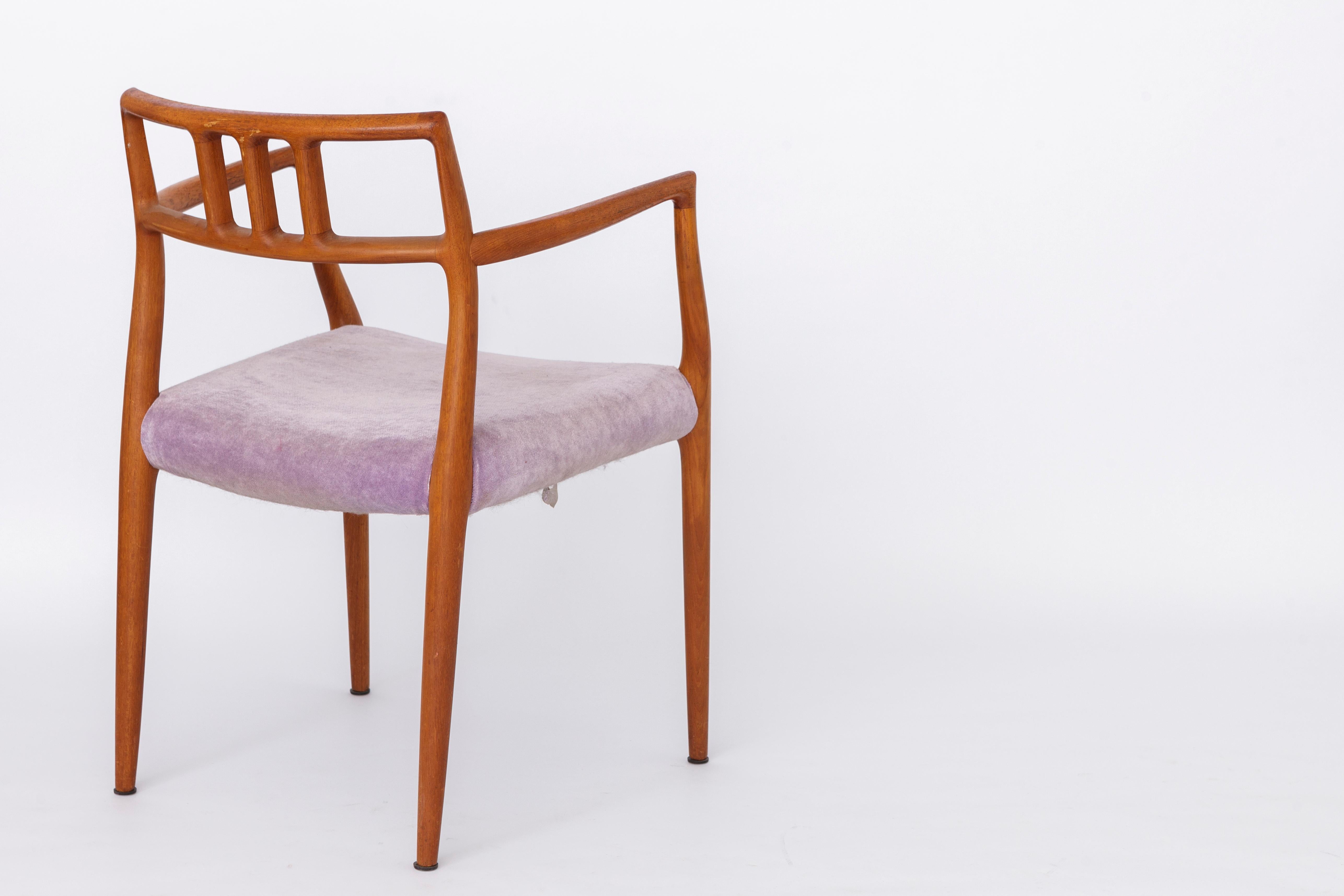 Poli En cours : fauteuil Niels Moller, modèle 64, danois, teck, années 1960
