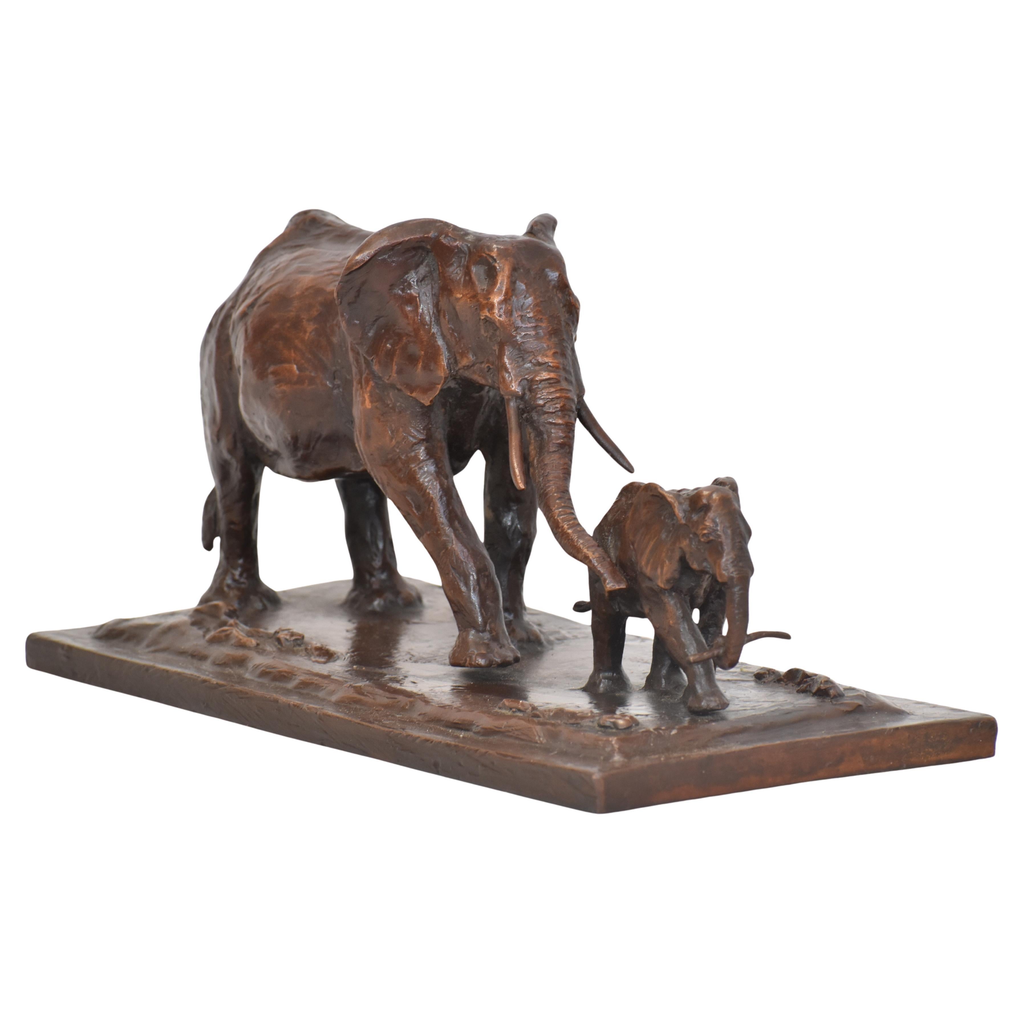 In Step - Elefanten-Skulptur aus Bronze im Angebot