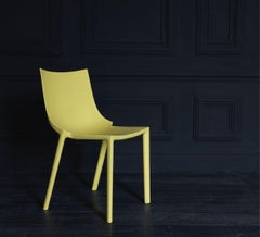 Petite chaise empilable Bo en polypropylène jaune moutarde de Driade