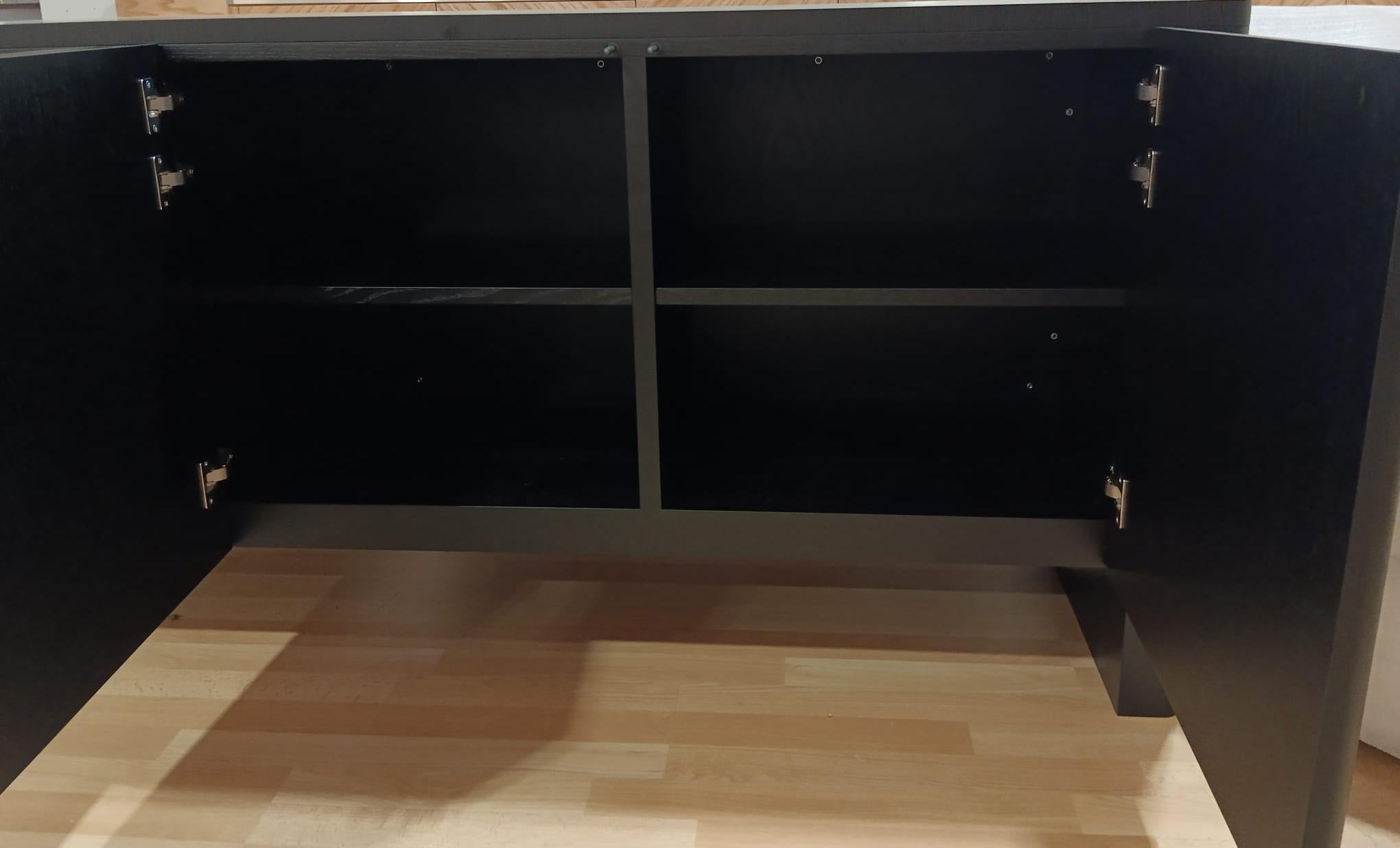 In Stock-Brutalist Minimal Sideboard In Dunkel gebeizt Eiche von Mondo Design Studio (21. Jahrhundert und zeitgenössisch) im Angebot