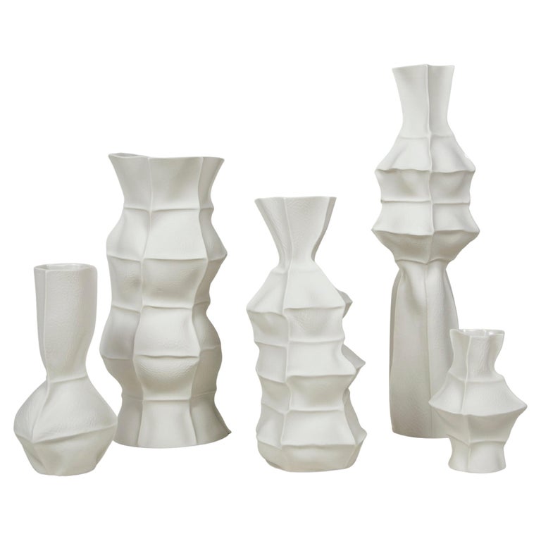 In stock, Ceramic White Kawa Vase, Set of 5, organic porcelain vases For Sale