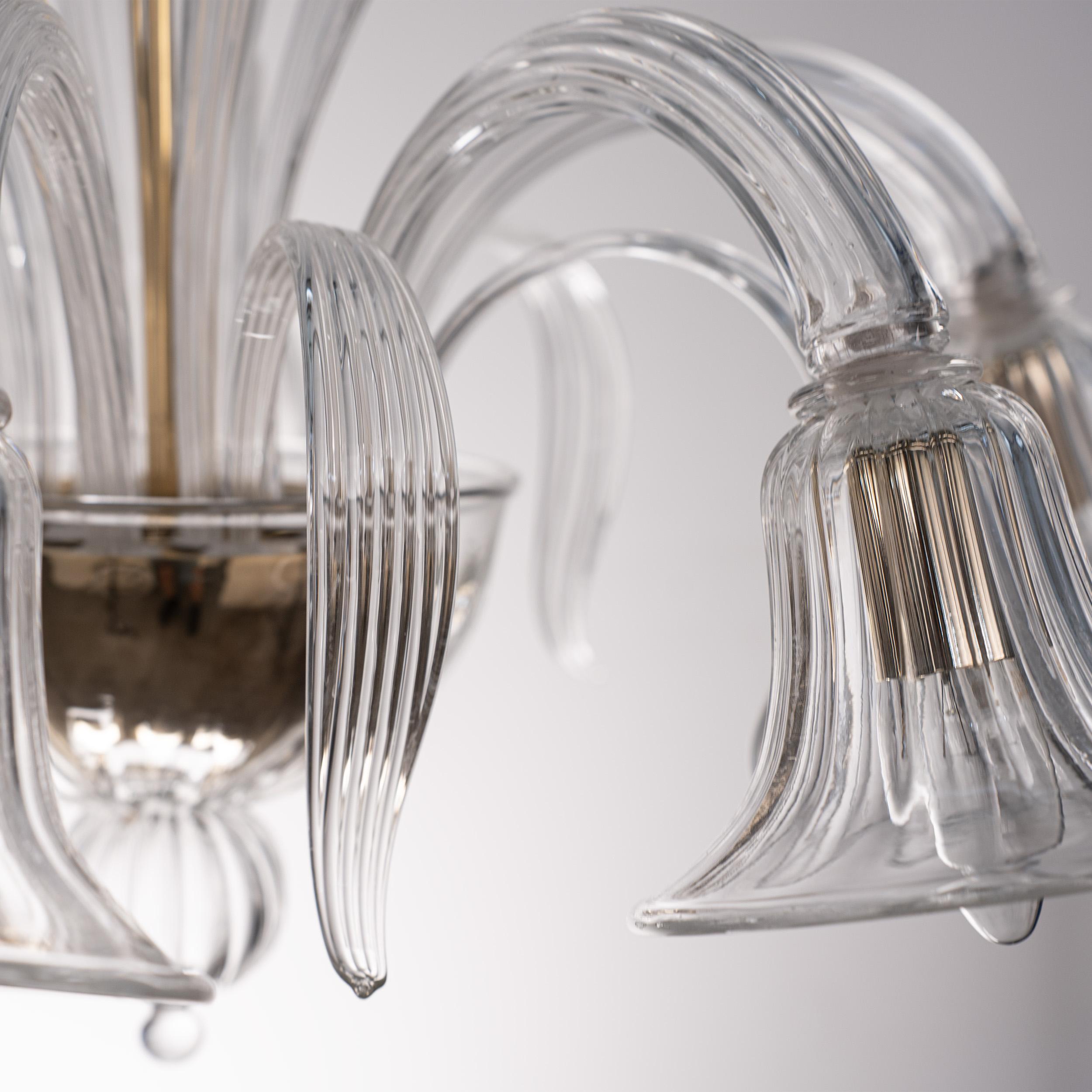Brass In stock Clear Murano glass chandelier 6 lights, handmade Vintage Made in Italy For Sale