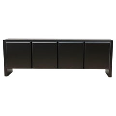 Vorrätig - Extra langes brutalistisches Buffet in dunkel gebeizter Eiche von Mondo