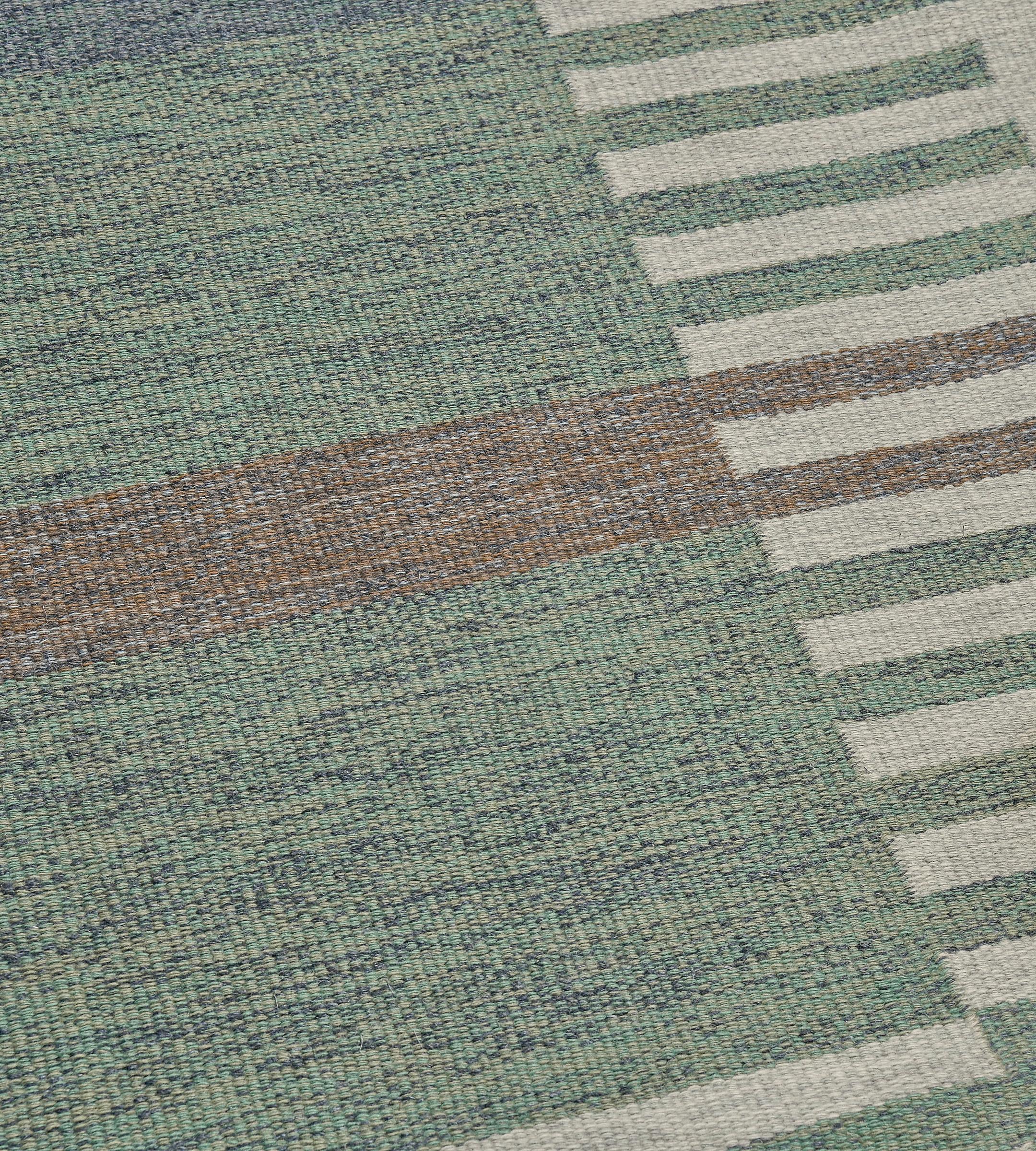 Alfombra Verde Tejida a Mano de Lana Contemporánea Inspirada en Suecia en Nuevo estado para la venta en West Hollywood, CA