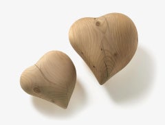 In Stock in Los Angeles, Cuore Heart Cedar Wood Paperweight Small, Made in Italy