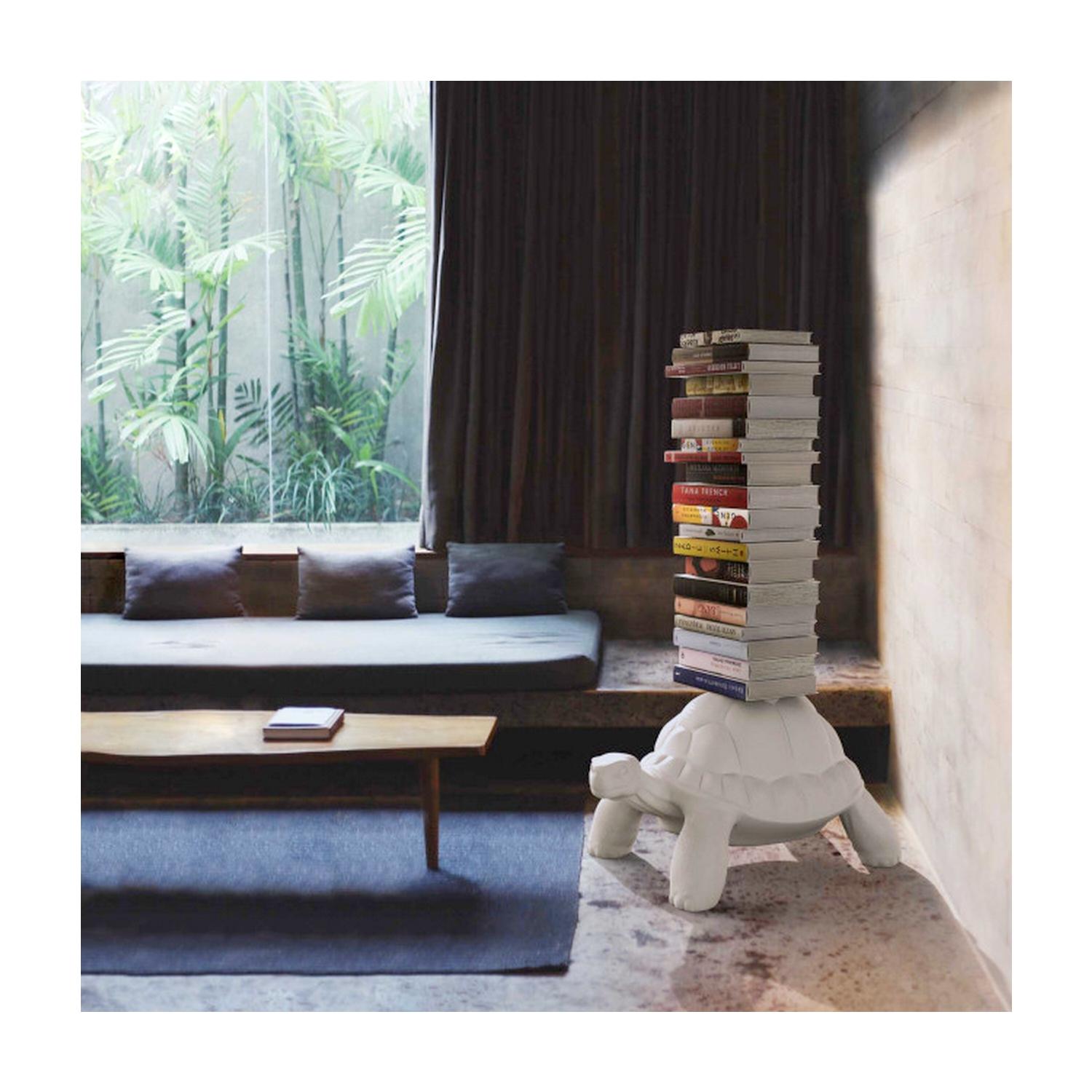 Bibliothèque à tortue blanche, par Marcantonio, fabriquée en Italie Neuf - En vente à Beverly Hills, CA