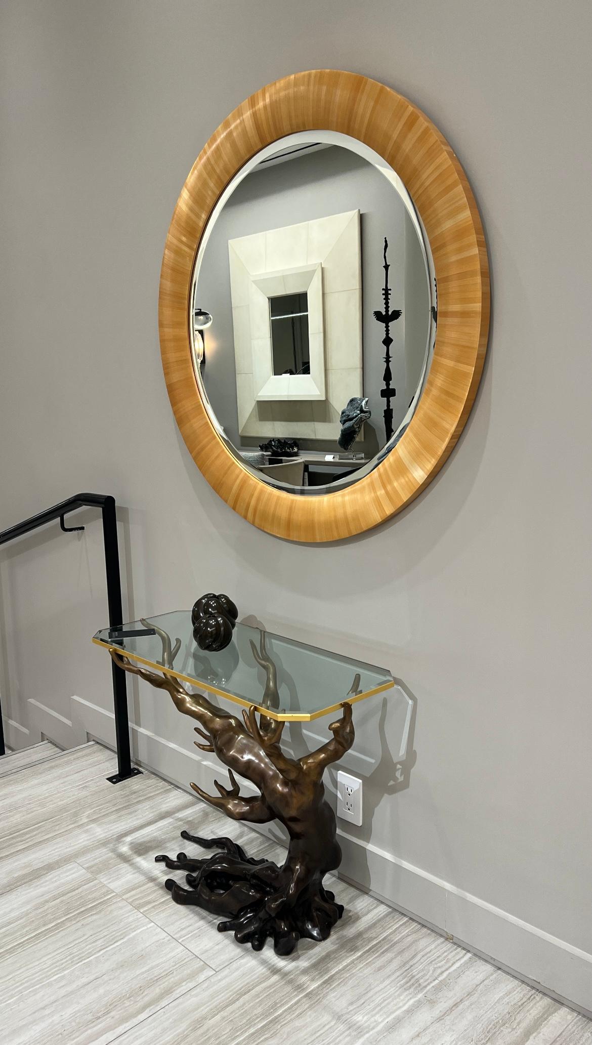 Circular wall mirror with hand laid straw marquetry frame. It is real straw marquetry, not wood veneer.

Dimensions/
dia 41.3 x h 1.4 in
dia 105 x h 3.5 cm

Additional straw colors are available, as shown in photos.

24 weeks lead time.