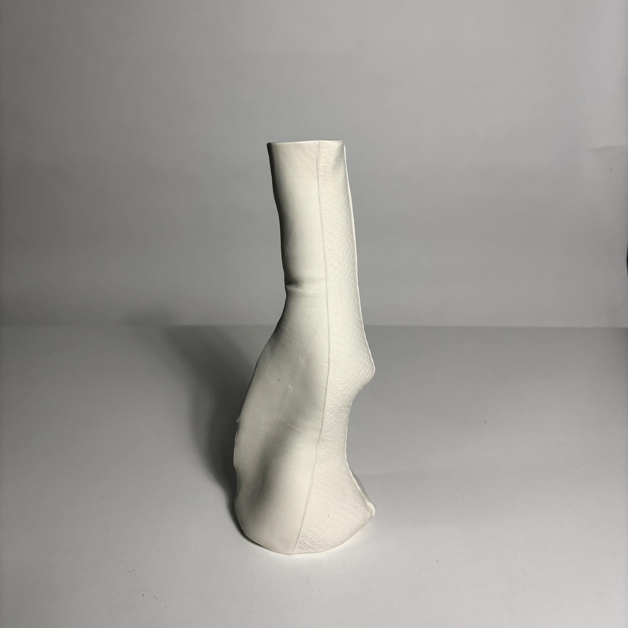 Ceramica In-stock, Kawa Vases 2/set White Ceramic Organic Vases, Porcelain, Sculptural in vendita