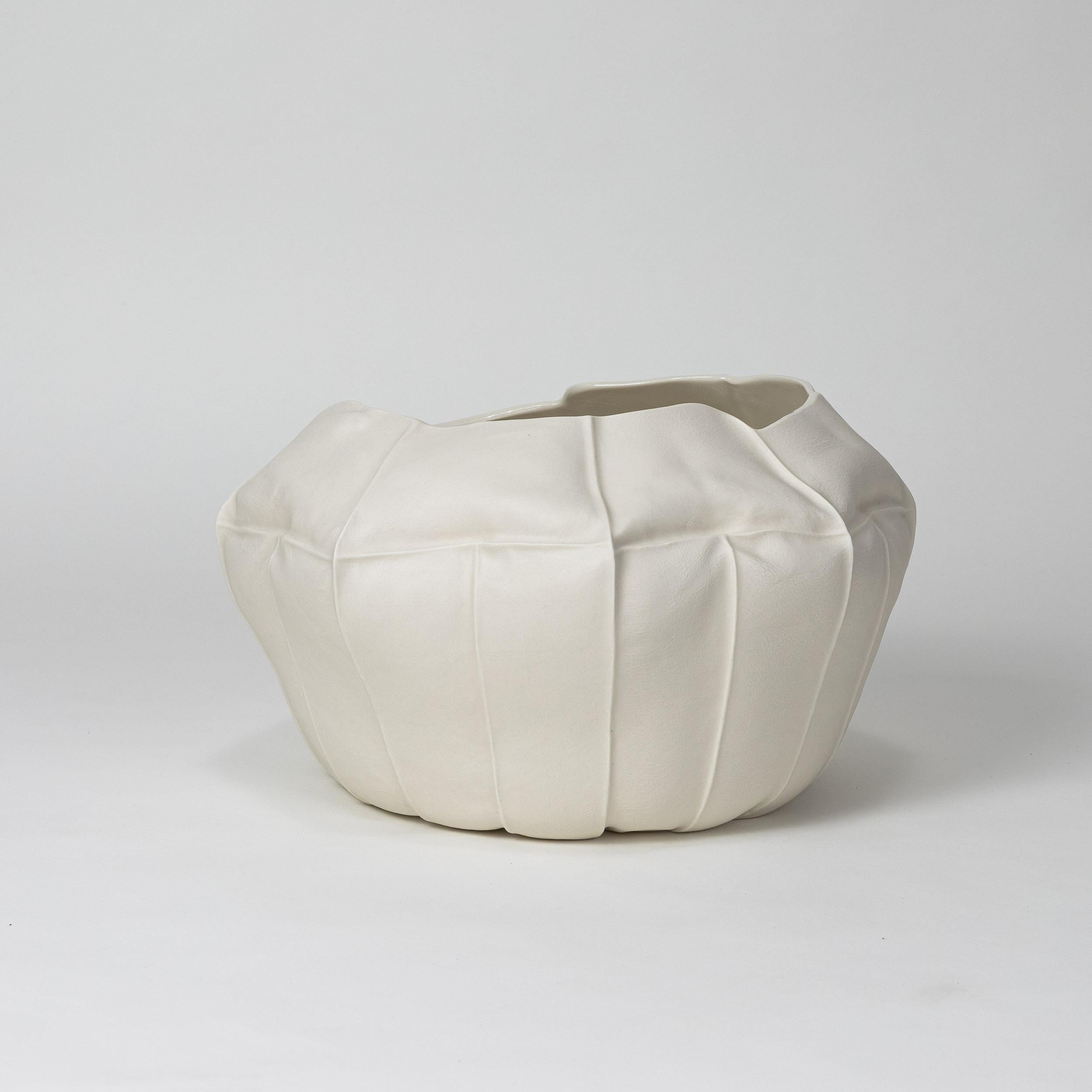 American In-stock, Large Ceramic Kawa Vessel 2.1, Organic, White, tactile, porcelain 