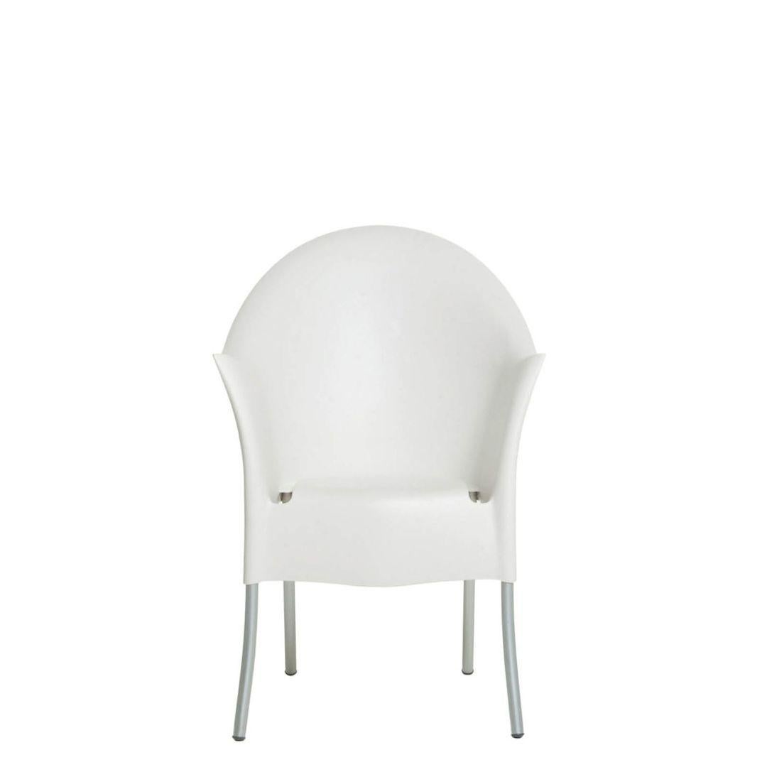 In Stock LORD YO Small Armchair Polypropylene/Aluminum White by Driade In New Condition For Sale In Beverly Hills, CA