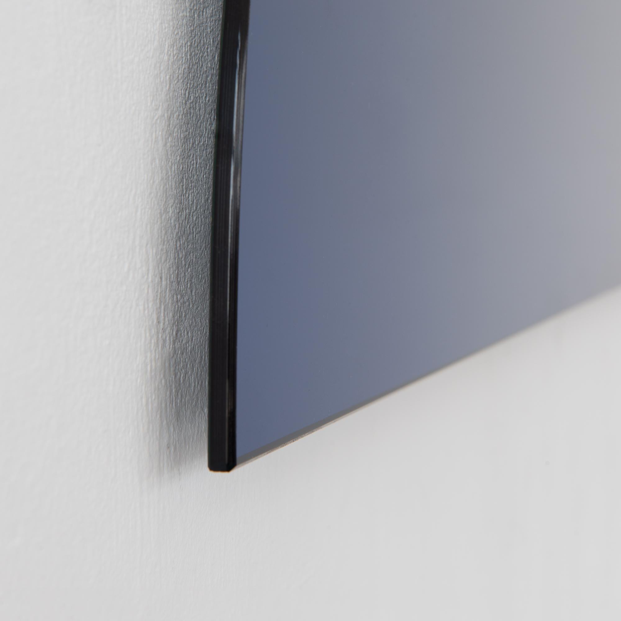 In magazzino Luna Half-Moon Blue, specchio semicircolare contemporaneo senza cornice, grande in vendita 2