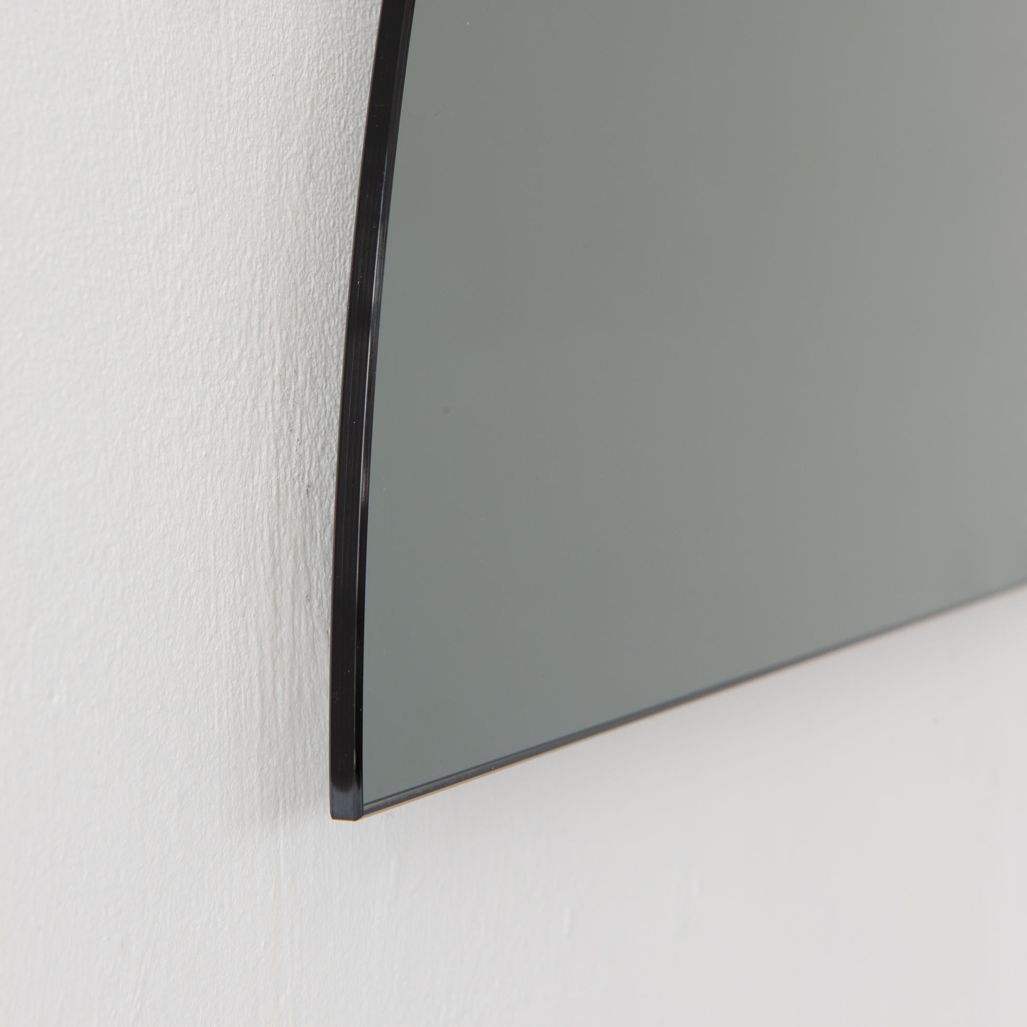 In stock Luna Half-moon Semicircular Black Tinted Frameless Modern Mirror, Large in vendita 3