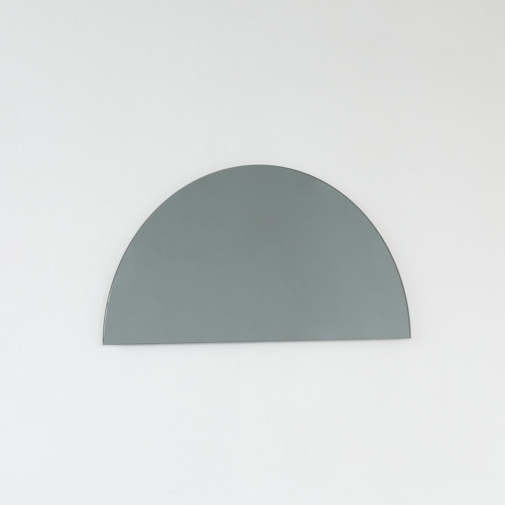 Organico moderno In stock Luna Half-moon Semicircular Black Tinted Frameless Modern Mirror, Large in vendita