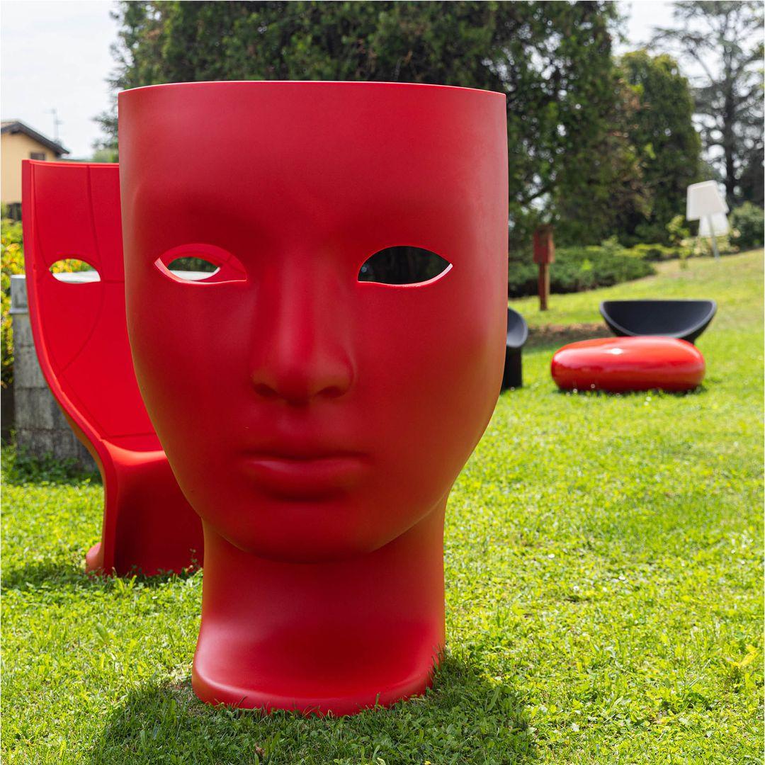 In Stock Nemo Armchair Polyethylene Red by Driade In New Condition For Sale In Beverly Hills, CA