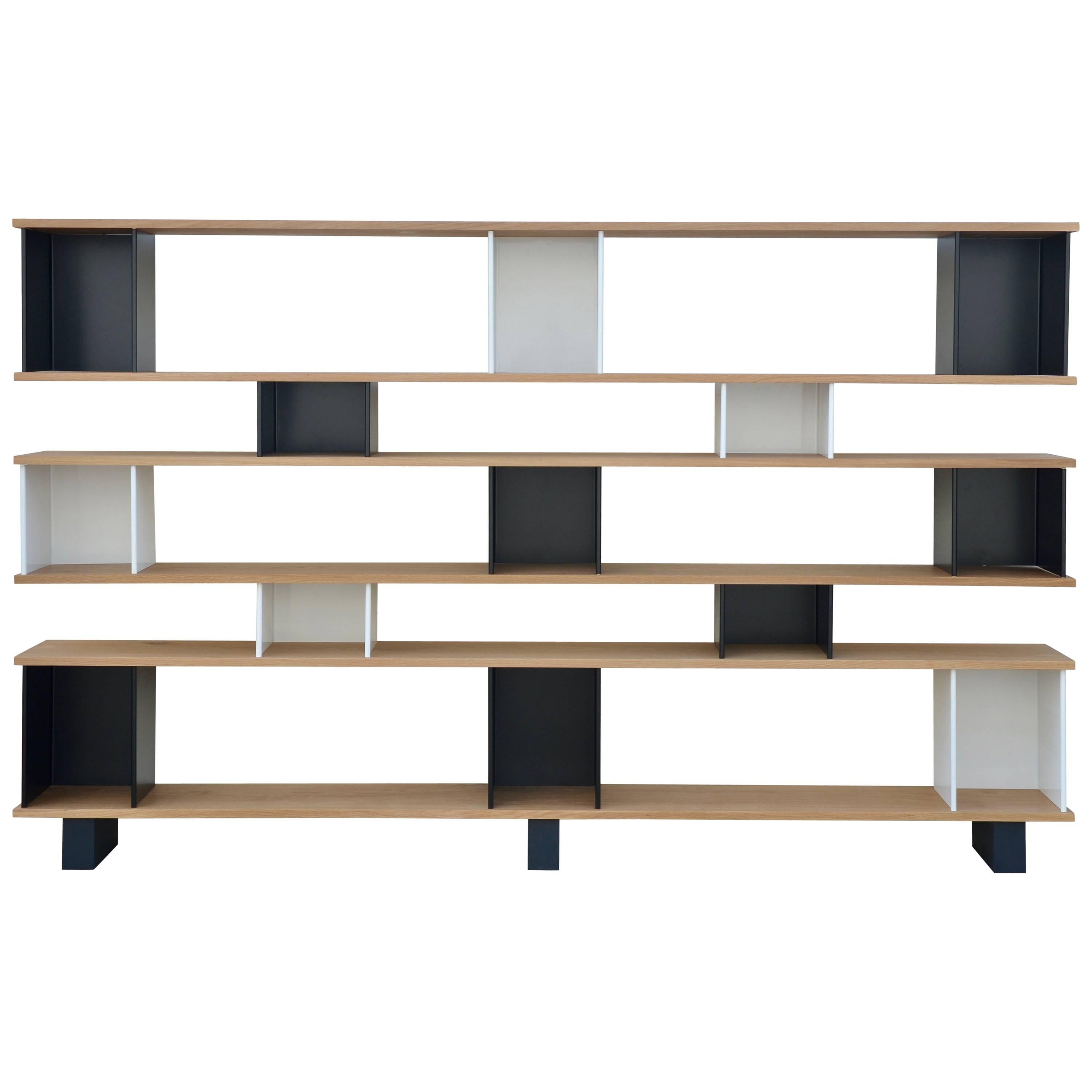 Vorrätiges Regal 'Horizontale' in Eiche, Schwarz und Weiß von Design Frères