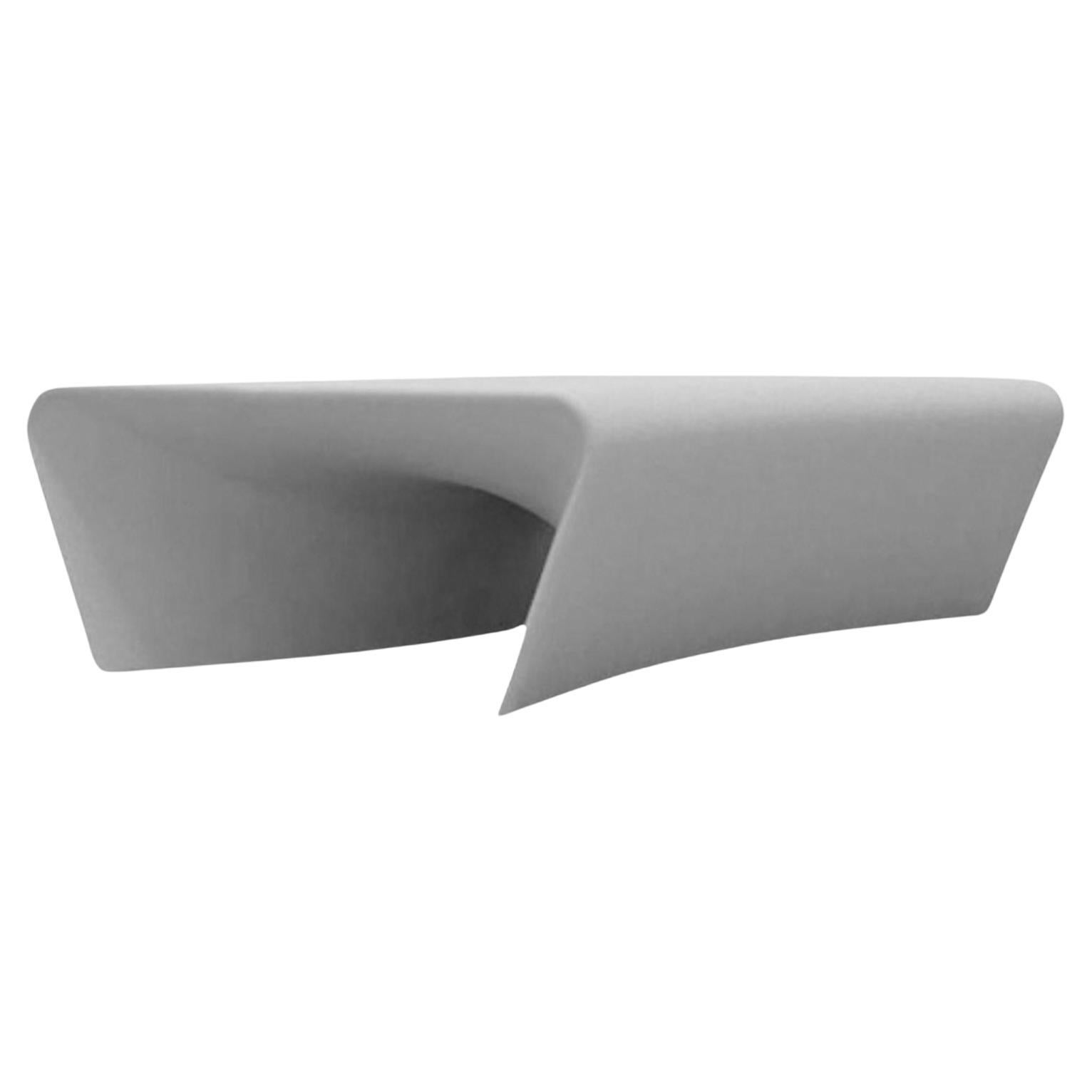 Table basse d'extérieur PIAFFE en polyéthylène gris clair par Driade en vente