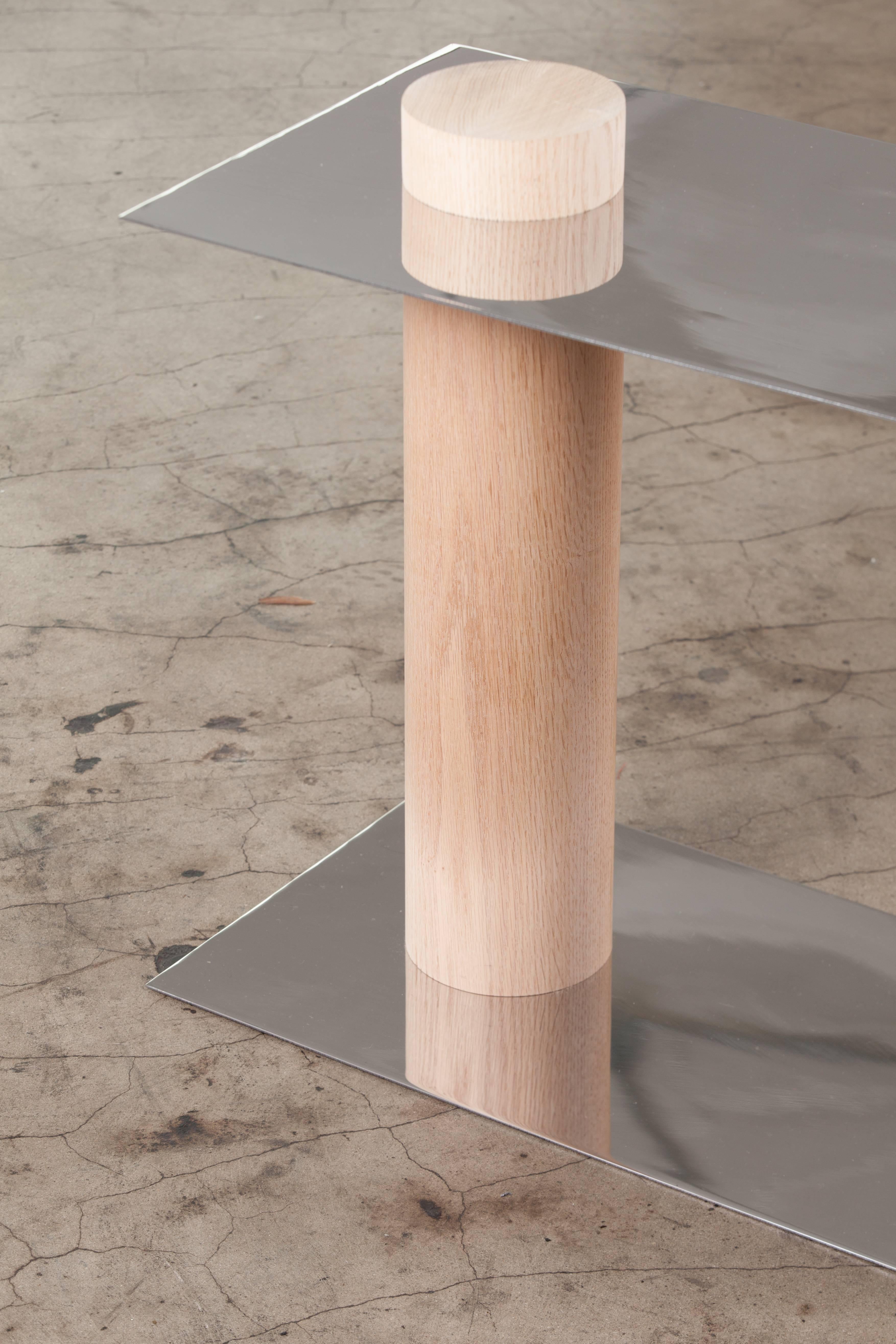 In Stock, Puru Side Table in Stainless Steel & White Oak by Estudio Persona In New Condition In Los Angeles, CA