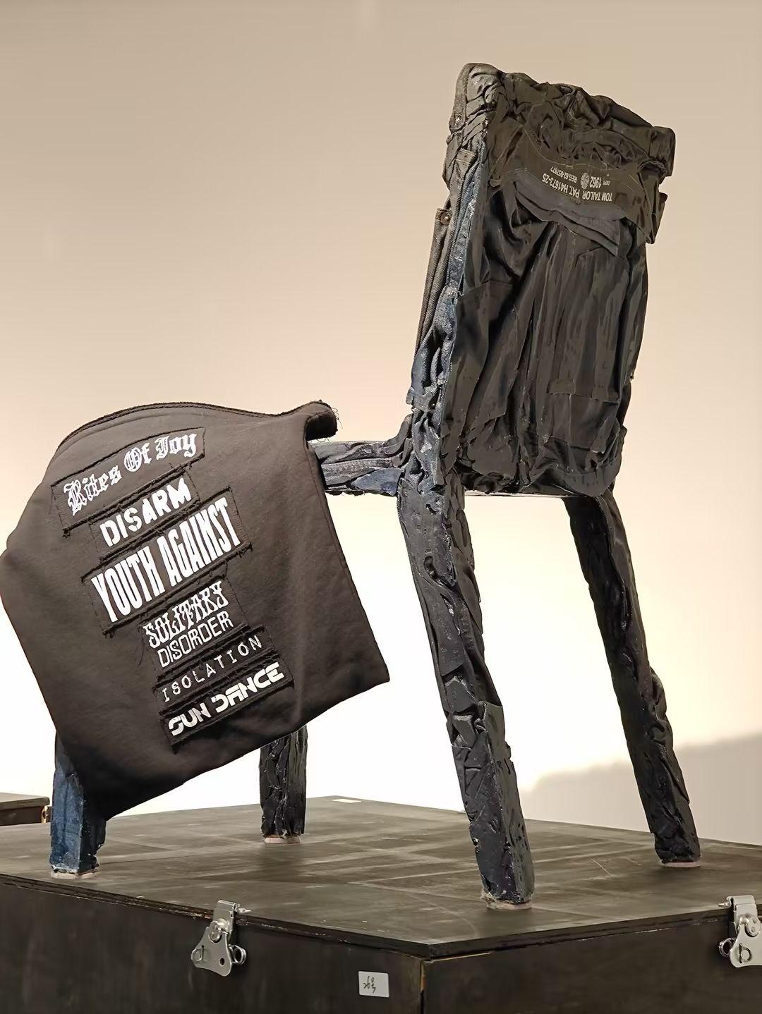 In Stock Rememberme Chair Jeans by Casamania For Sale 4