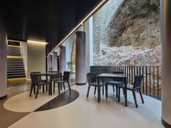 In Stock Rememberme Dining Table Jeans+Tshirt by Casamania