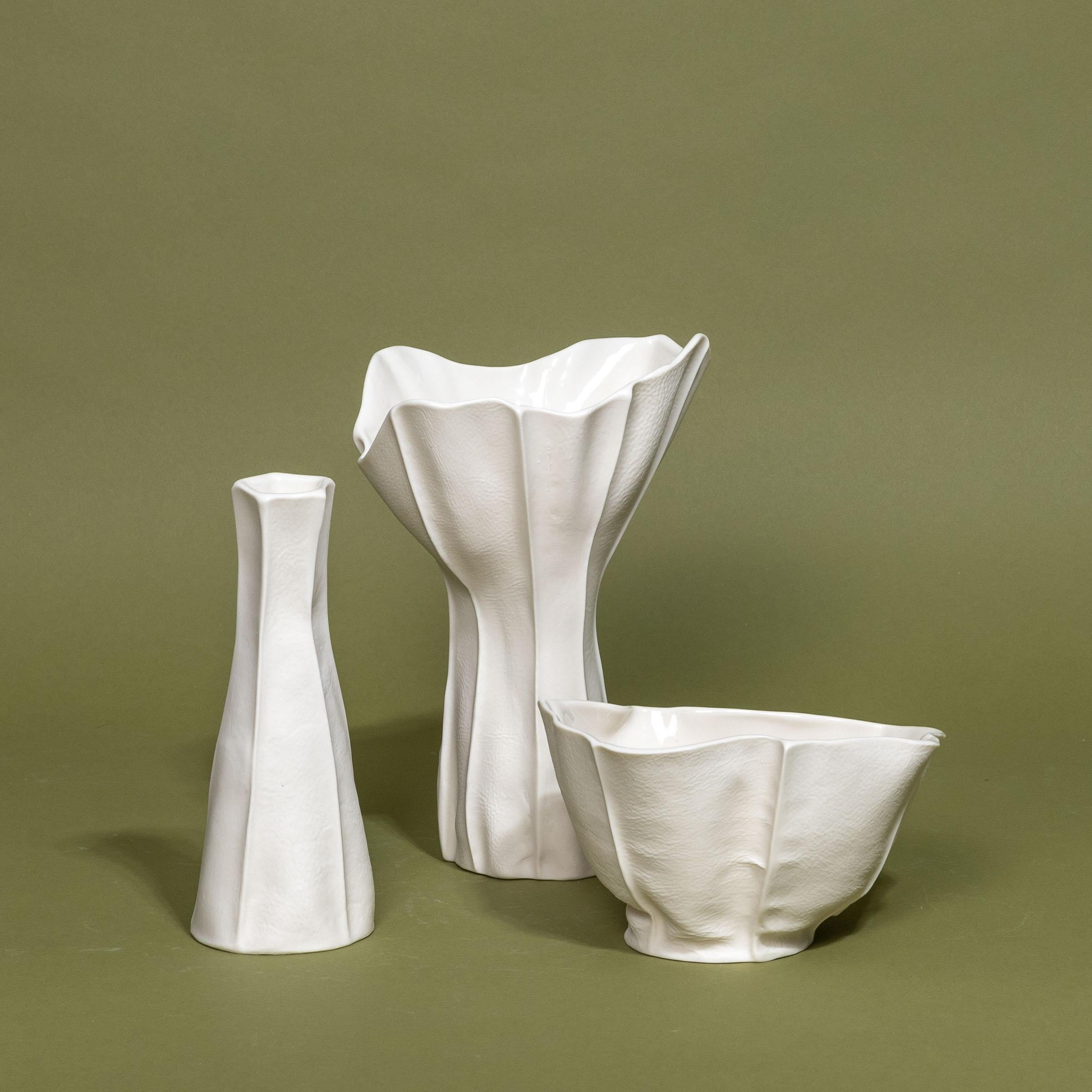 In-Stock, Set of 3 White Ceramic Vases & Bowl, Luft Tanaka, Porcelain, Organic In New Condition In Brooklyn, NY