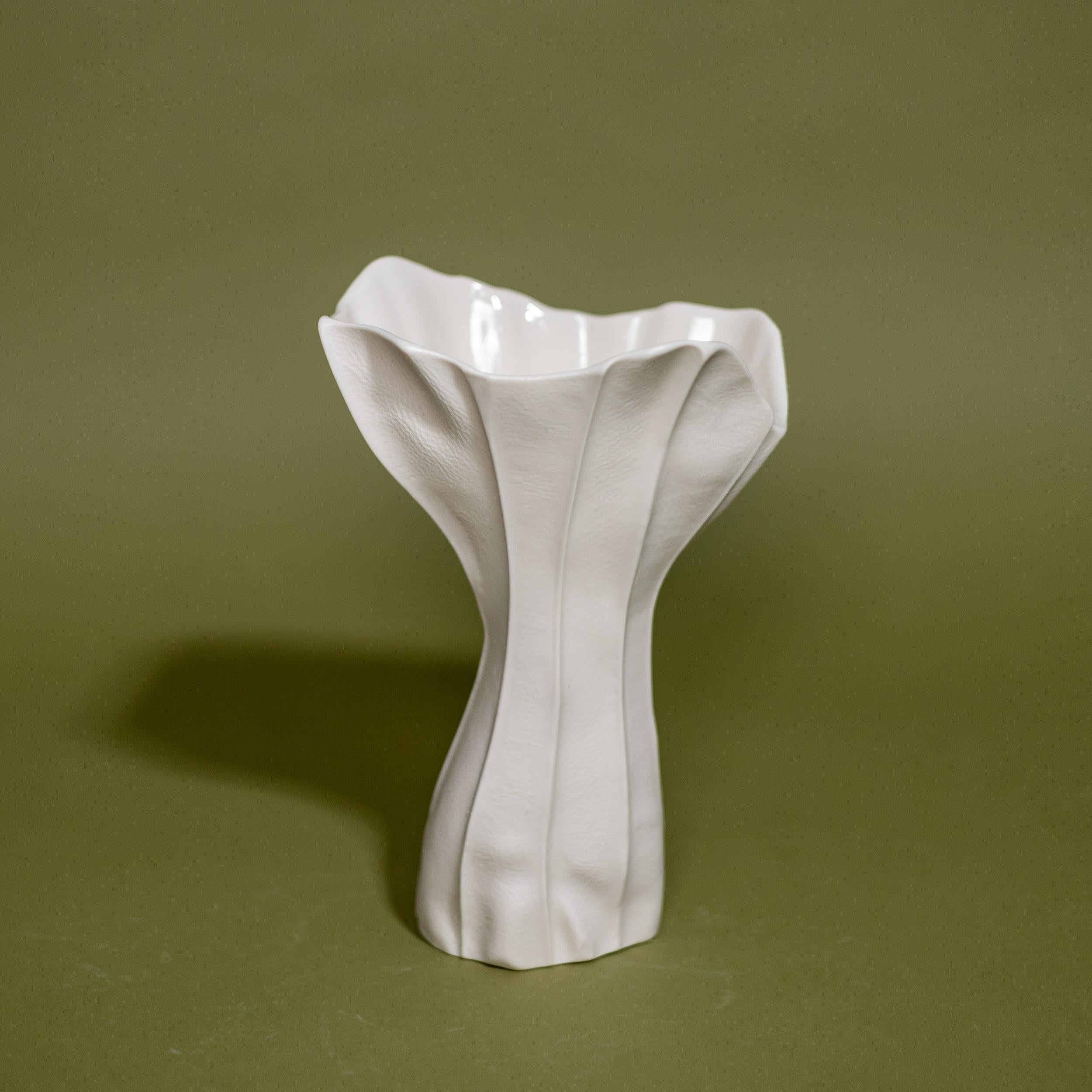In-Stock, Set of 3 White Ceramic Vases & Bowl, Luft Tanaka, Porcelain, Organic 1
