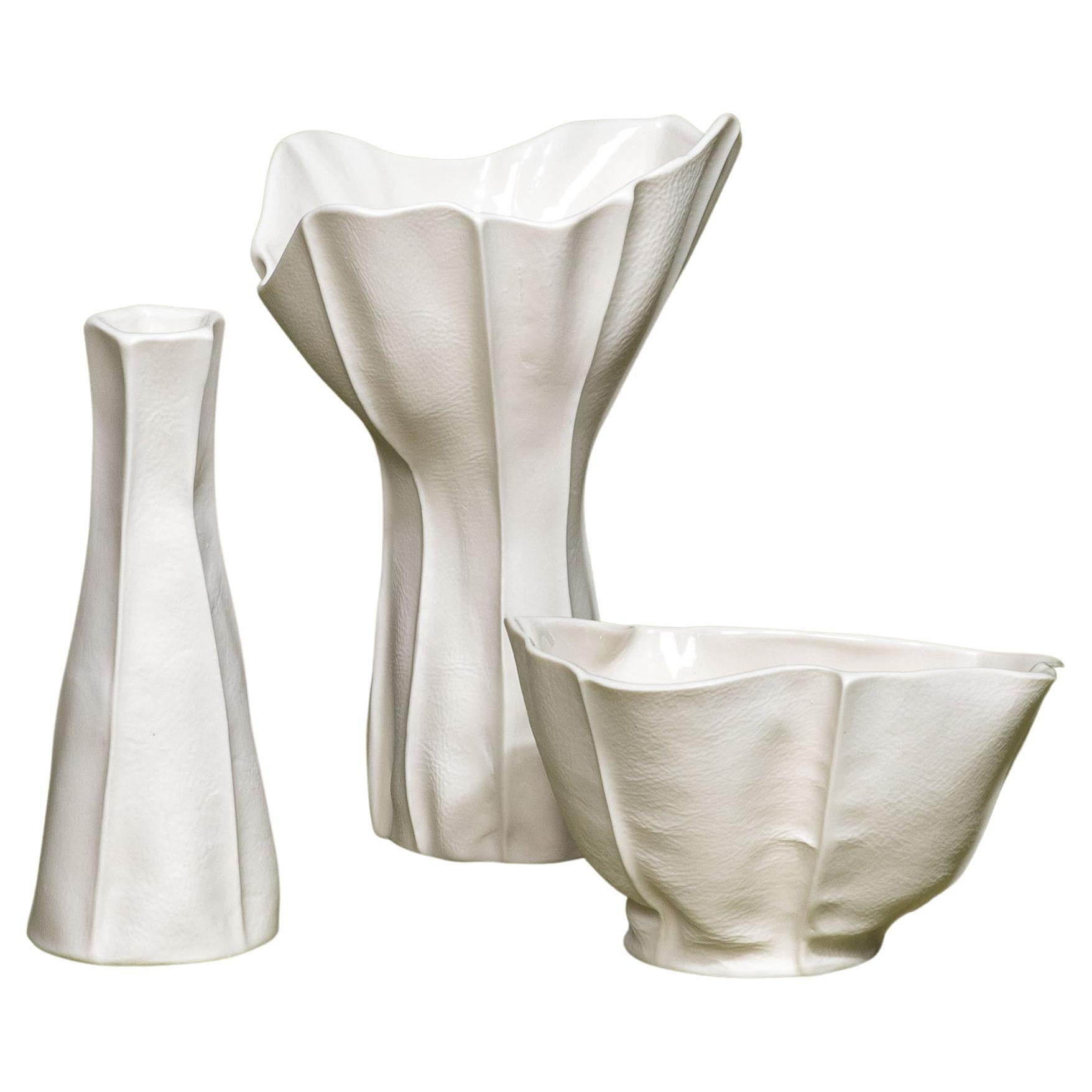 Vorrätig, 3er-Set Vasen und Schale aus weißer Keramik, Luft Tanaka, Porzellan, Bio