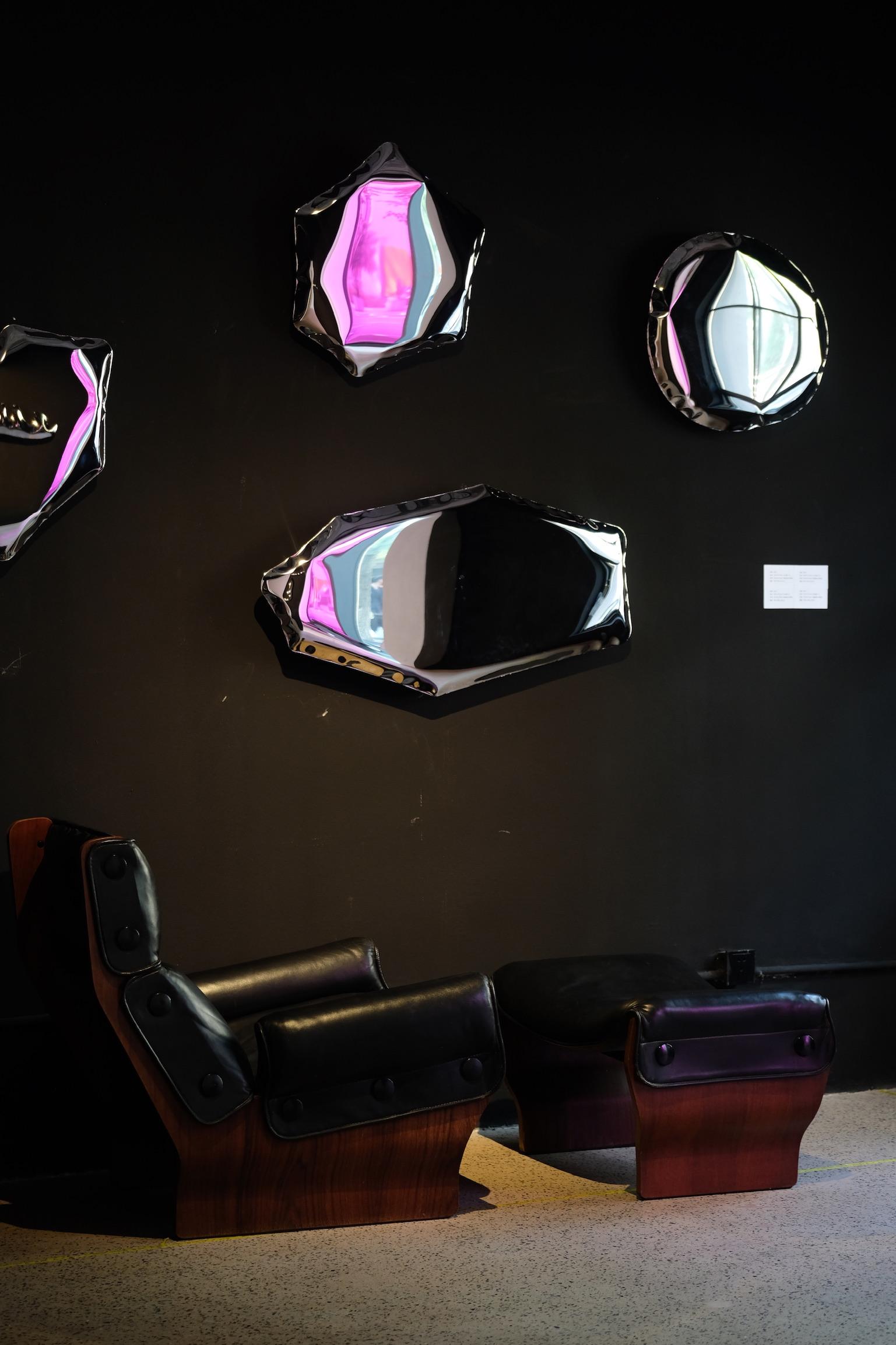 Miroir mural Tafla C4 en acier inoxydable poli par Zieta en vente 1
