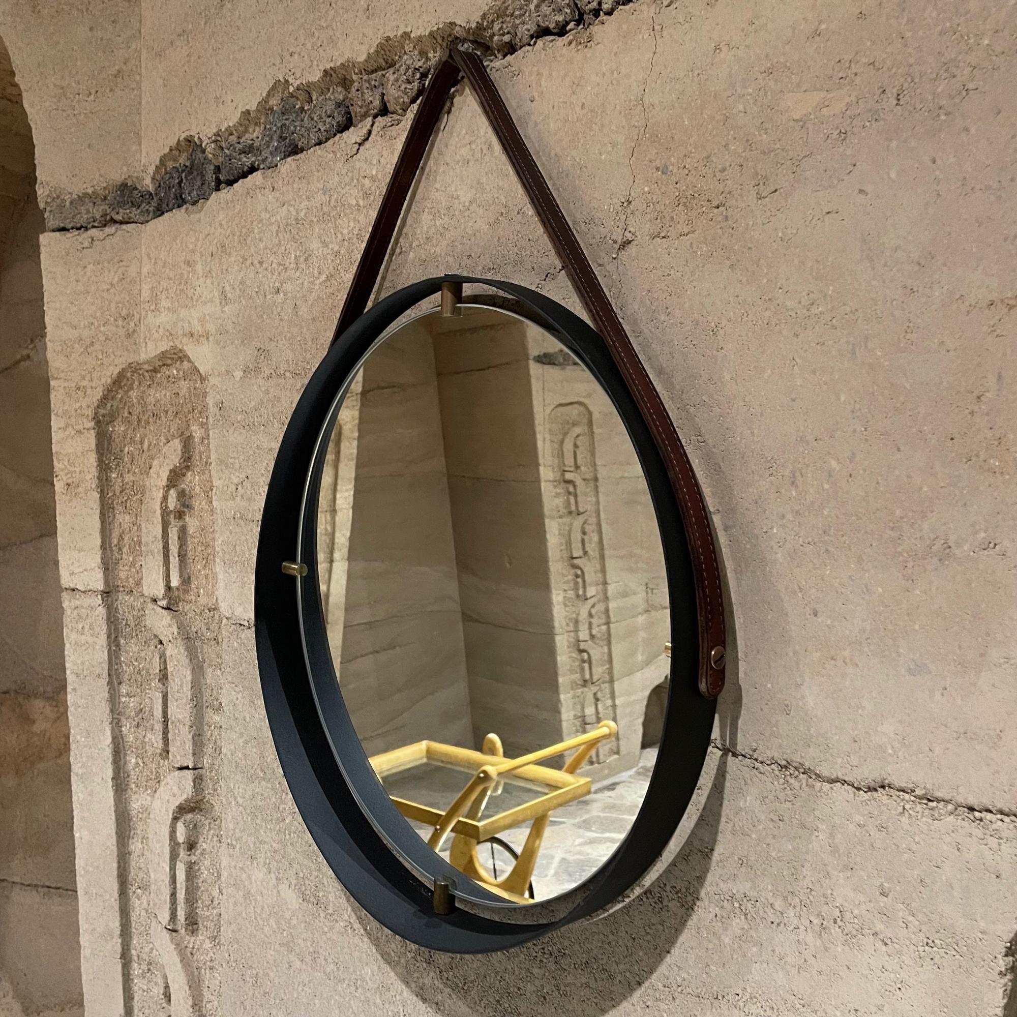 Contemporary Round Wall Mirror Equestrian Leather Style of Jacques Adnet For Sale 6