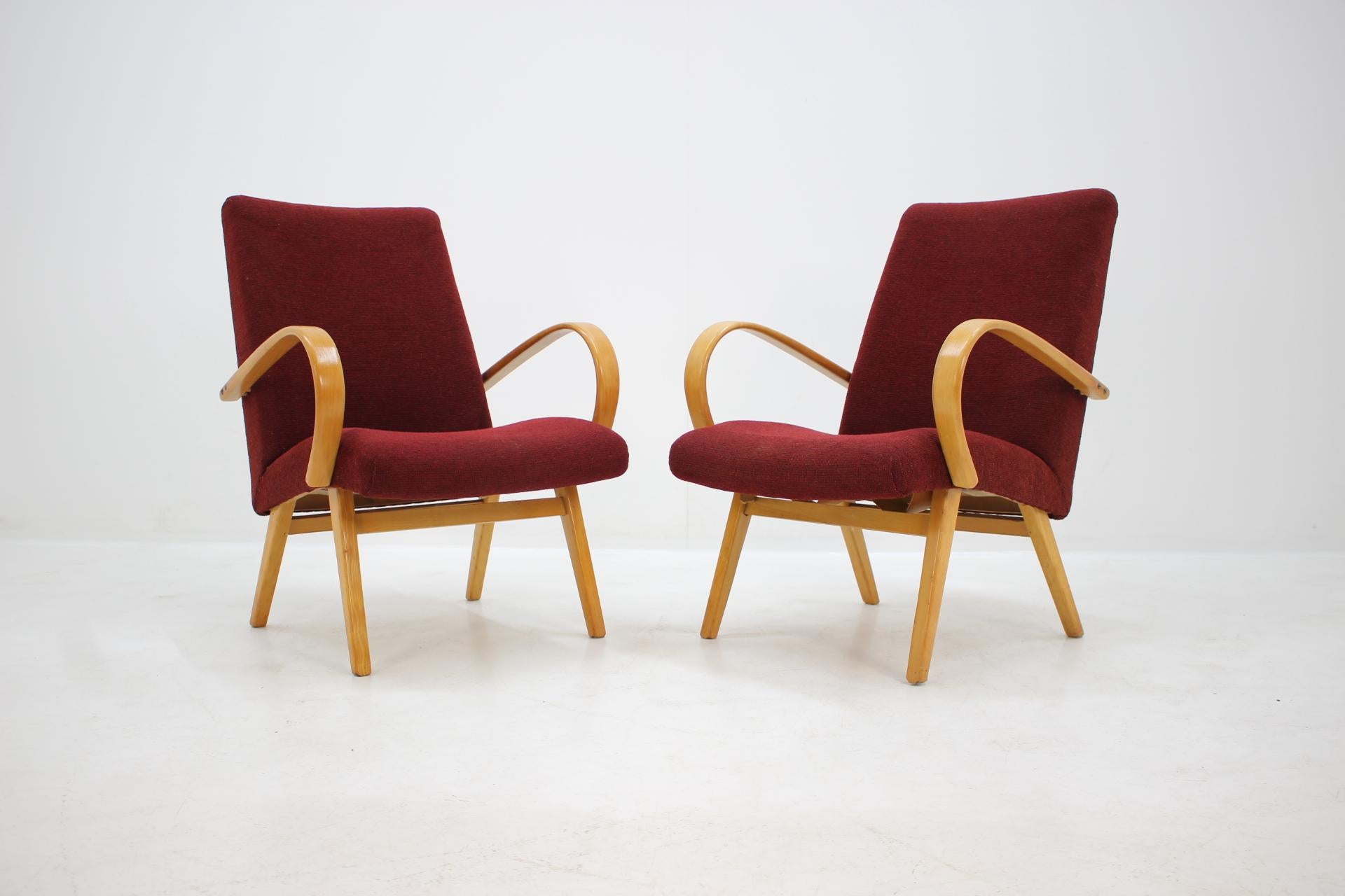 - 1960s, Czechoslovakia
- Very good original condition
- Suitable for a new upholstery.