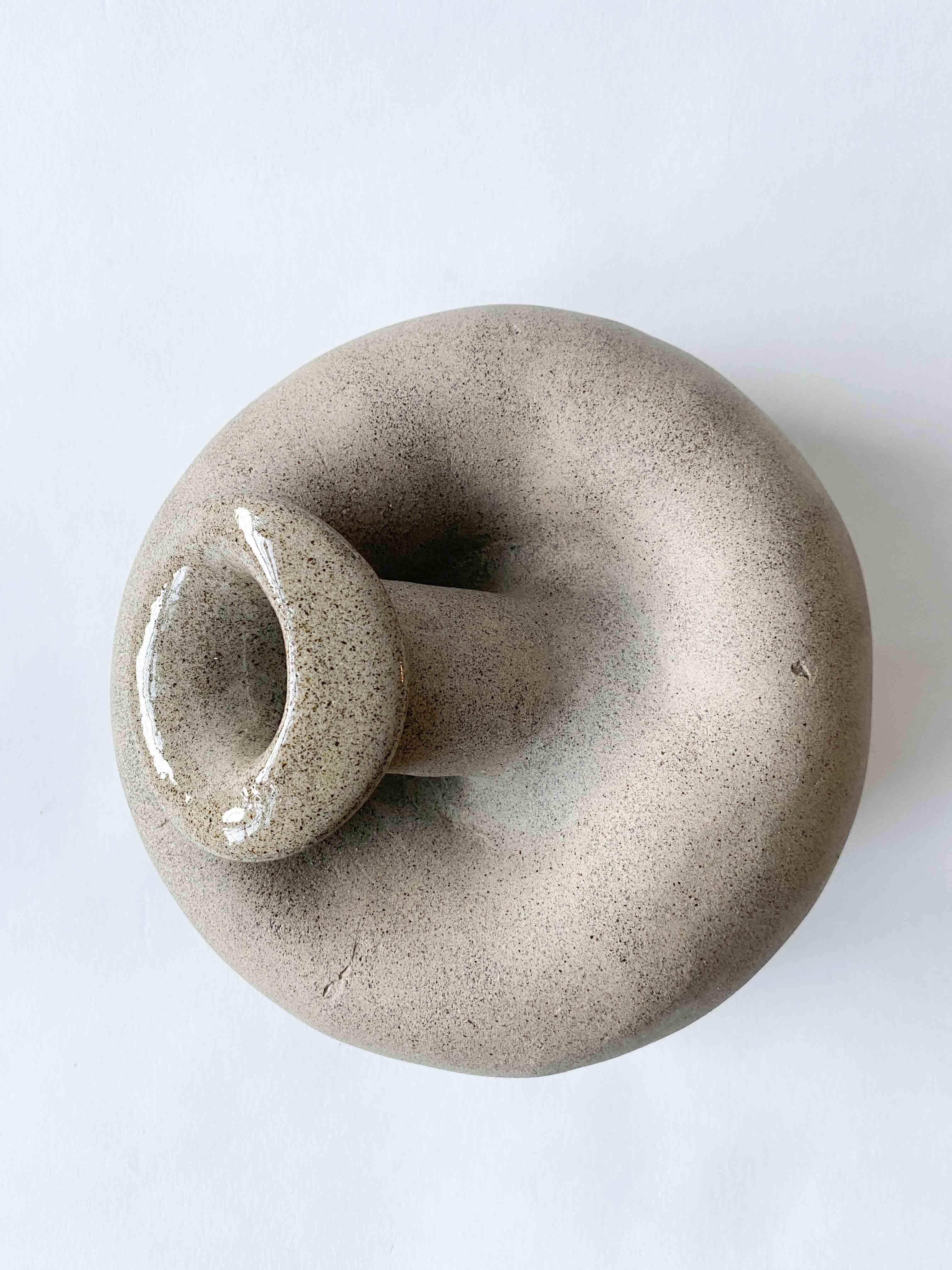 XXI secolo e contemporaneo In The Cabinet IV Decorative Ceramic Vase by Lillian Tørlen in vendita