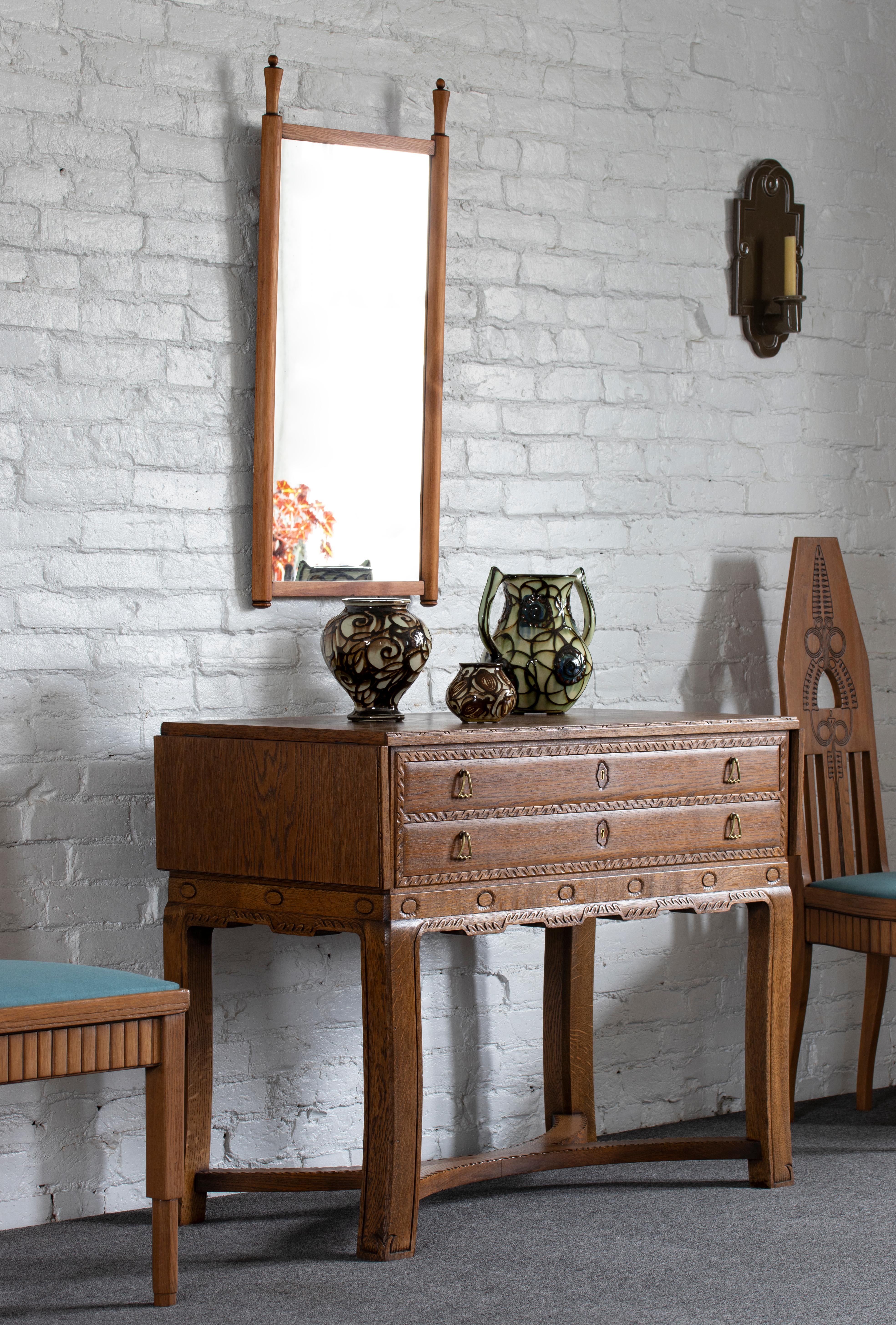 20th Century In the Manner of Eliel Saarinen, Pair of Finnish Carved Oak Jugend Side Chairs