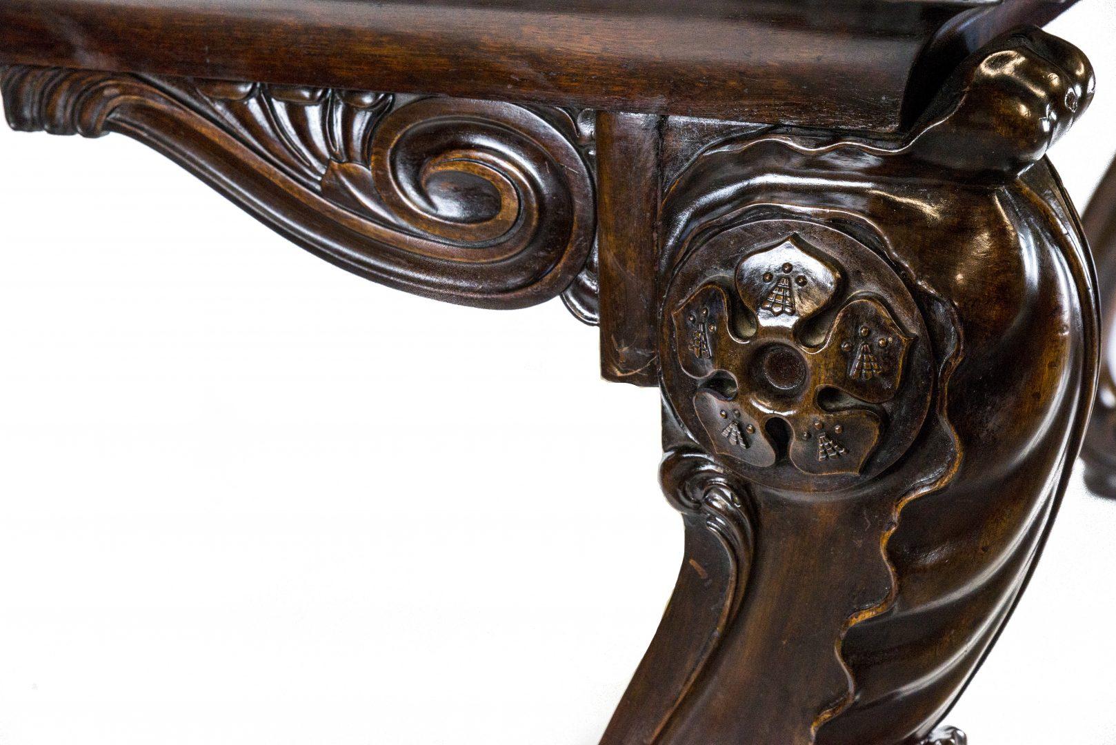 British In the Manner of Gillows, A William IV Carved Mahogany Console Table For Sale