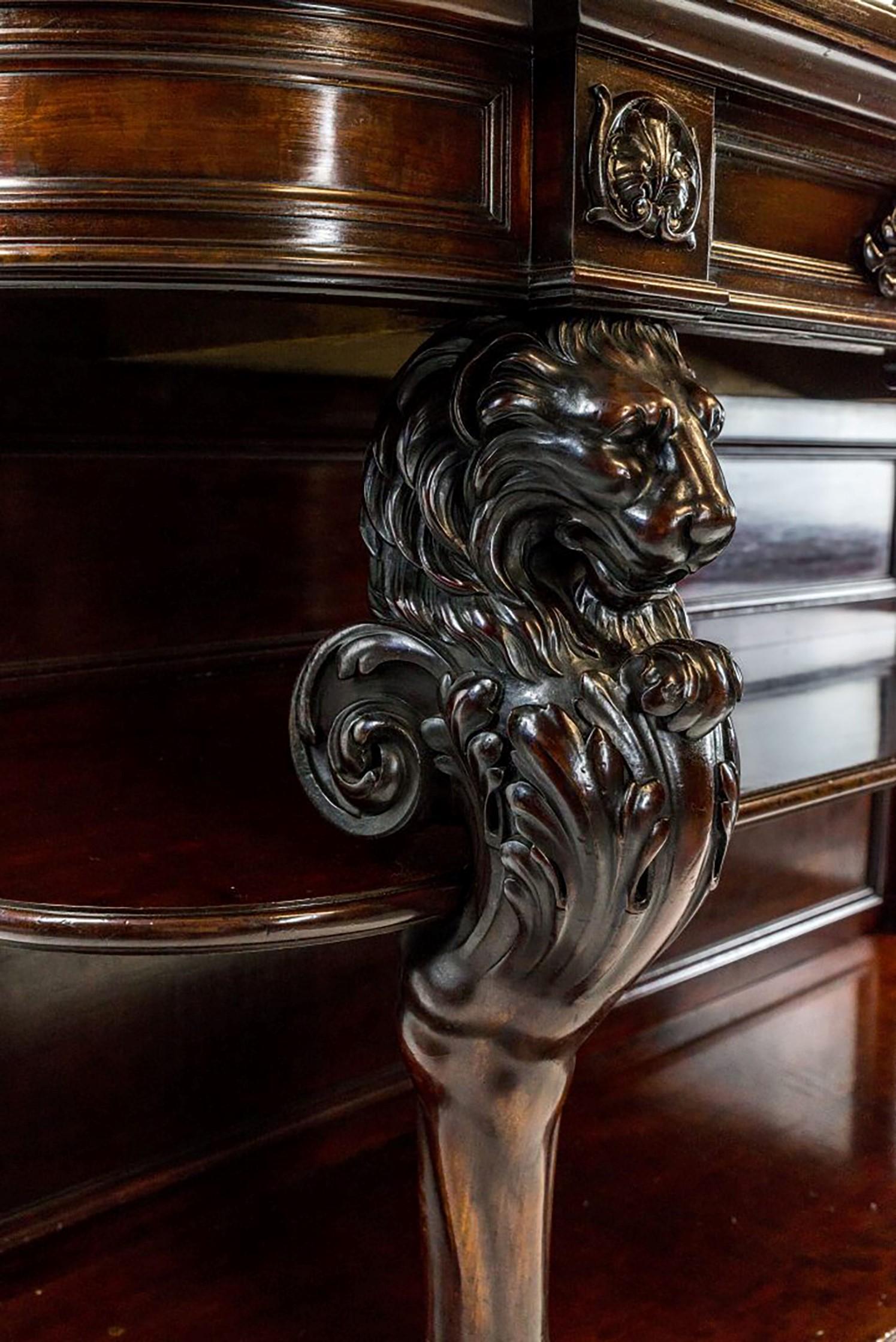 In the Manner of Gillows, A William IV Carved Mahogany Console Table In Good Condition For Sale In Northwich, GB