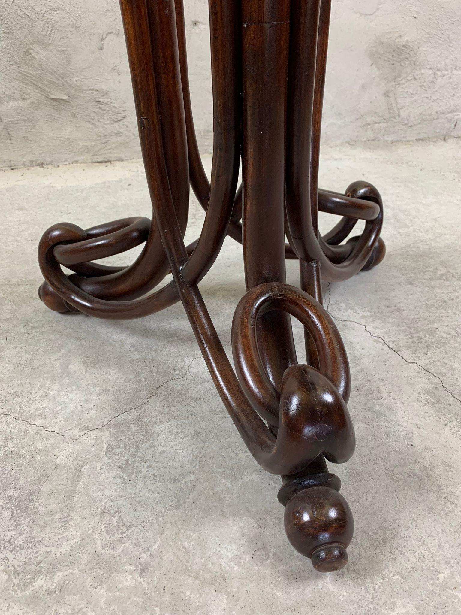 Vienna Secession In the manner of J&J Kohn, bentwood and marble side table.  For Sale