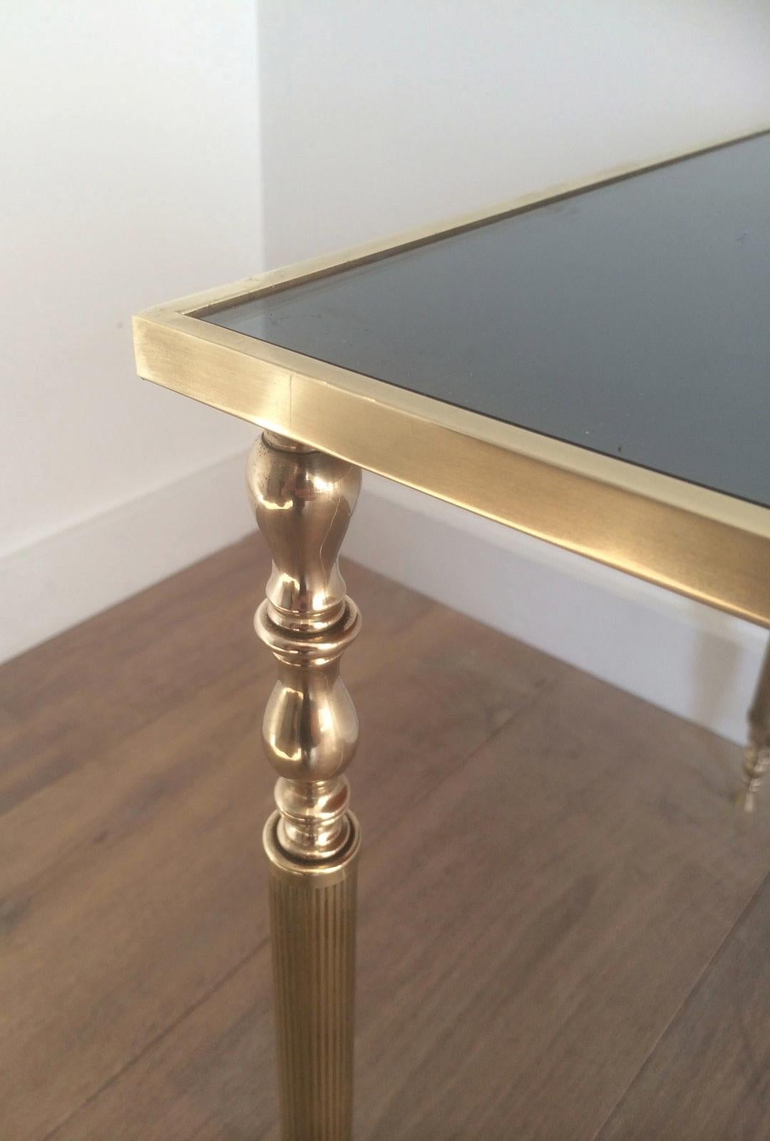 Style of Maison Jansen Brass Coffee Table with Original Blueish Mirror Top In Good Condition In Marcq-en-Barœul, Hauts-de-France