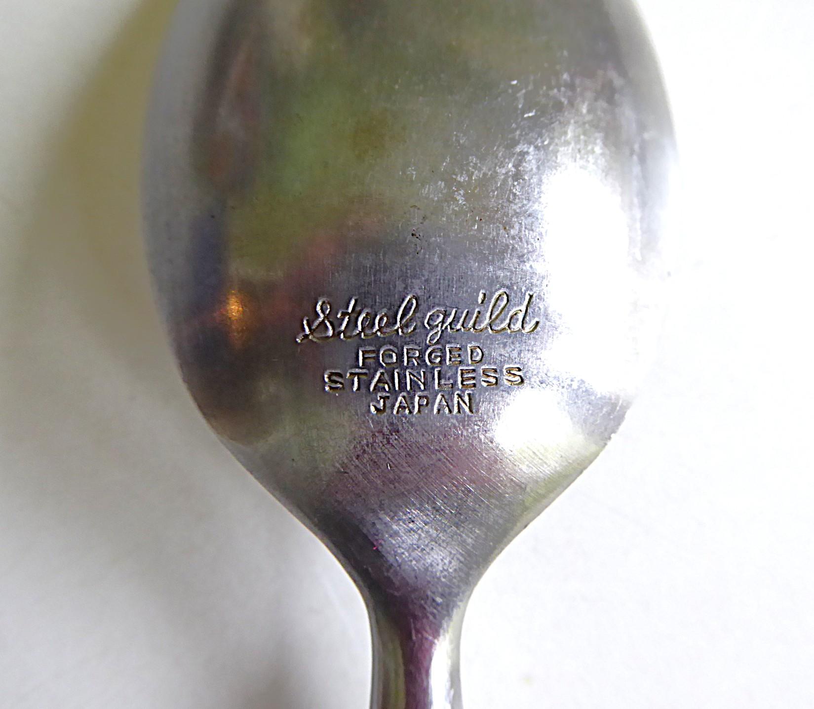 En el Estilo Dansk KONGO Cubiertos - Acero Gremio GRENADIER Vajilla 38 piezas Japón Moderno de mediados de siglo en venta