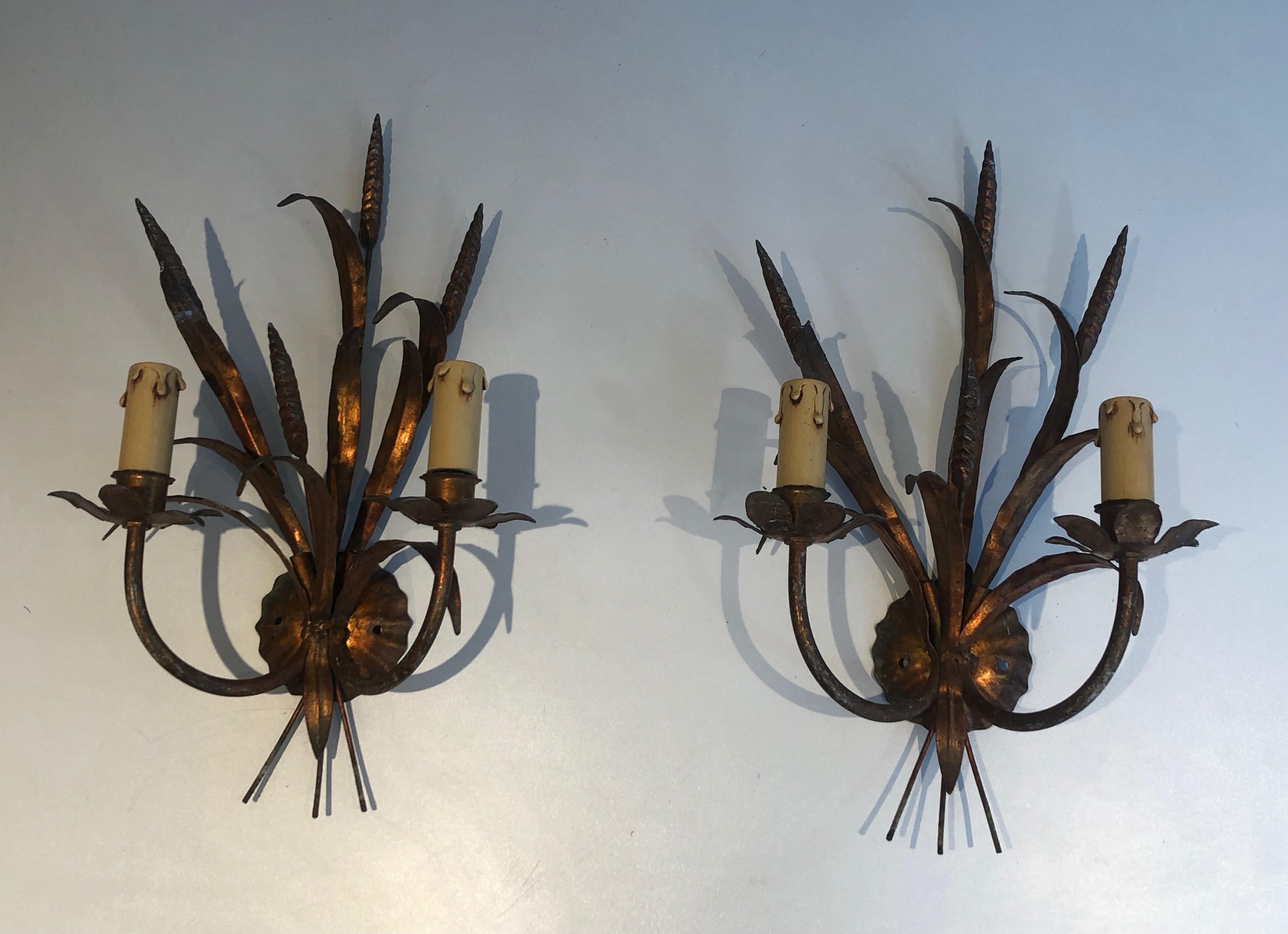 In the Style of Coco Channel, Pair of Gilt Metal Ears of Wheat Wall Sconces 5